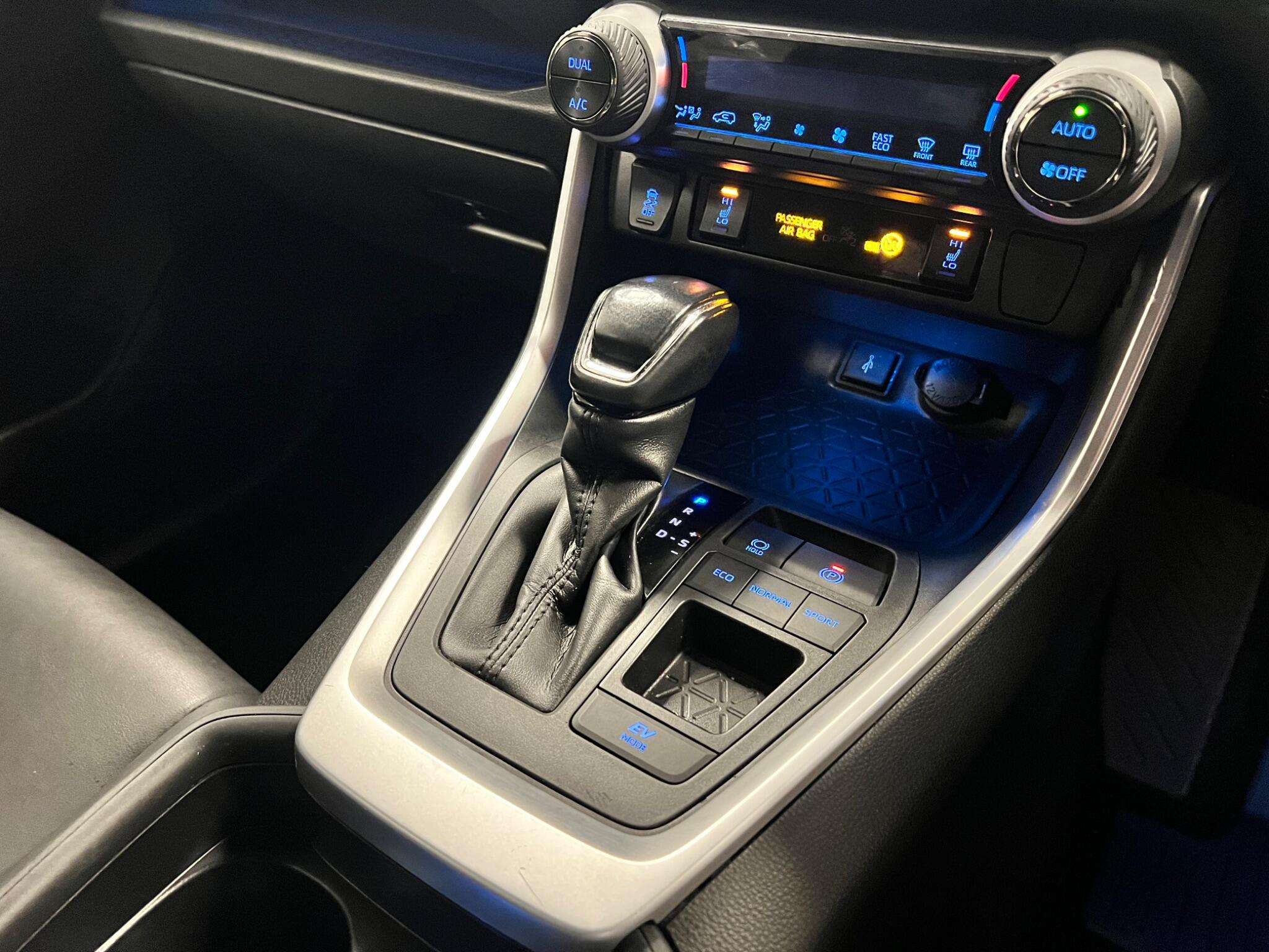 2021 TOYOTA RAV4 2021 TOYOTA RAV4