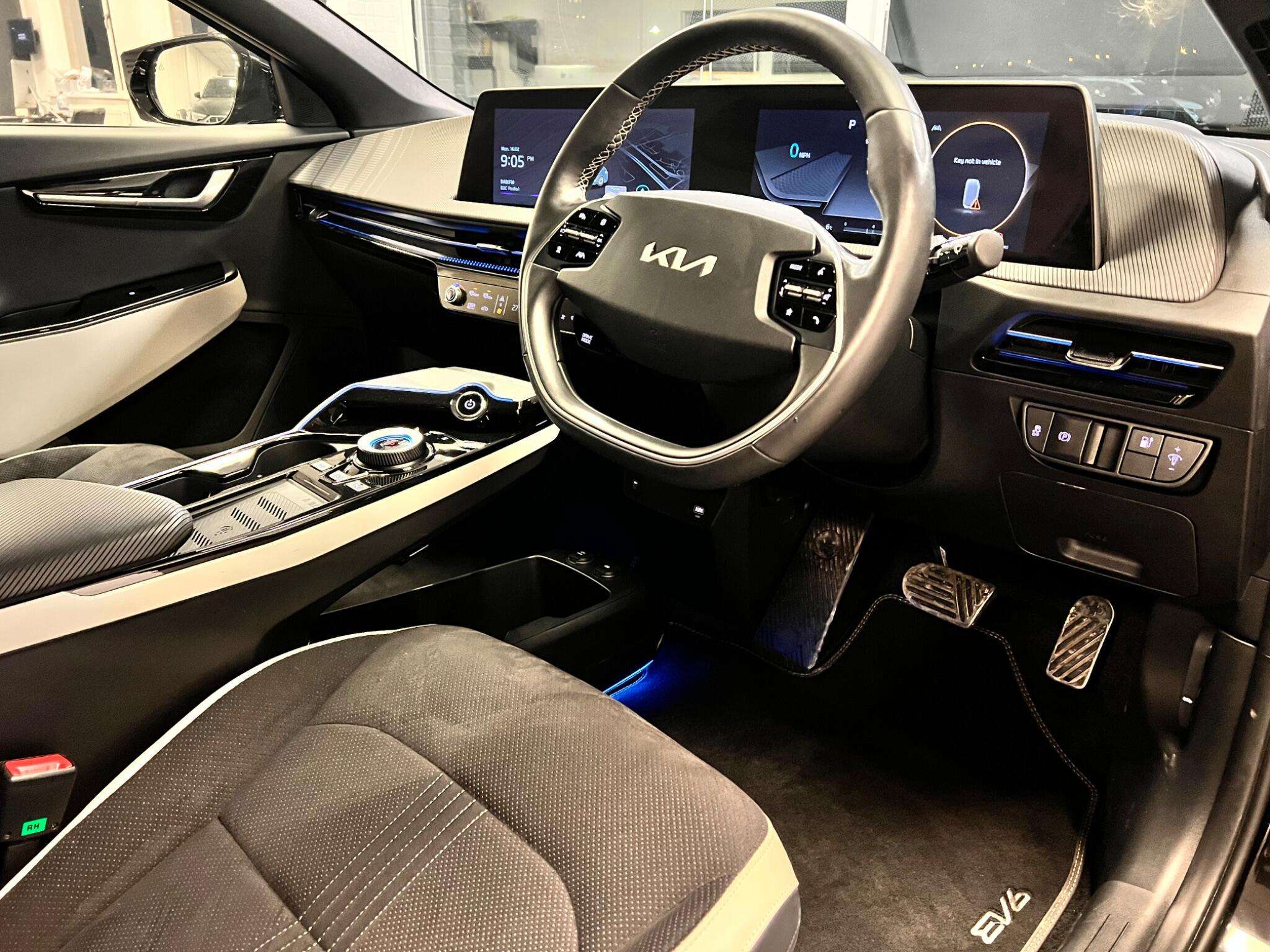 2023 KIA EV6 2023 KIA EV6