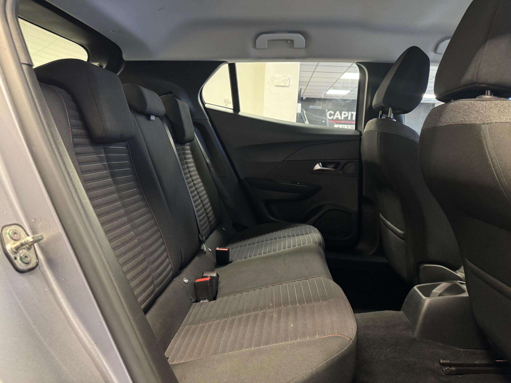 2020 PEUGEOT 2008 2020 PEUGEOT 2008