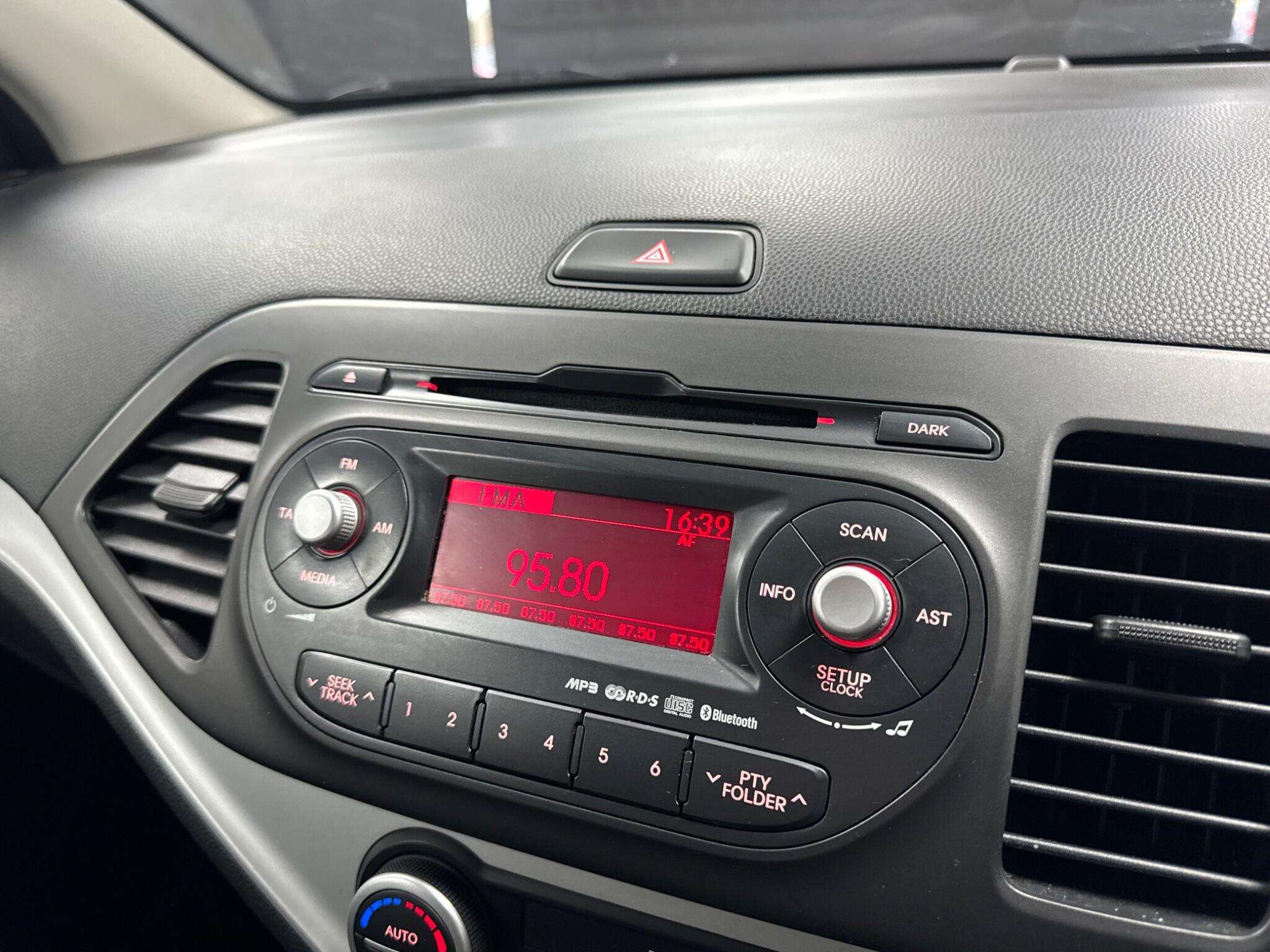 2012 KIA PICANTO 2012 KIA PICANTO
