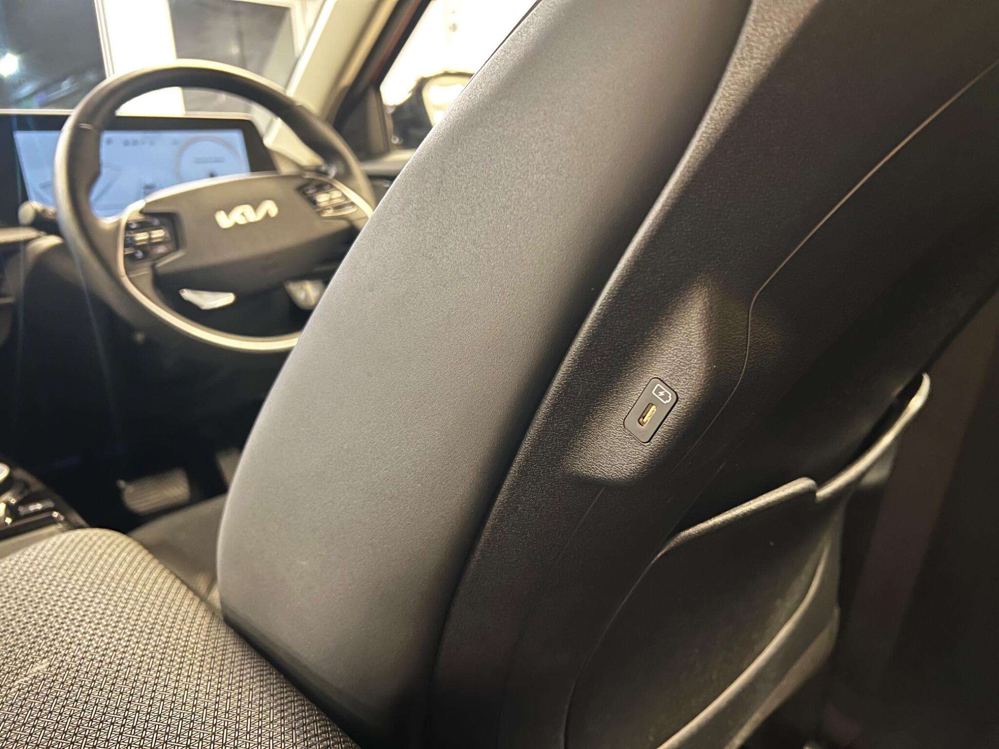 2023 KIA EV6 2023 KIA EV6