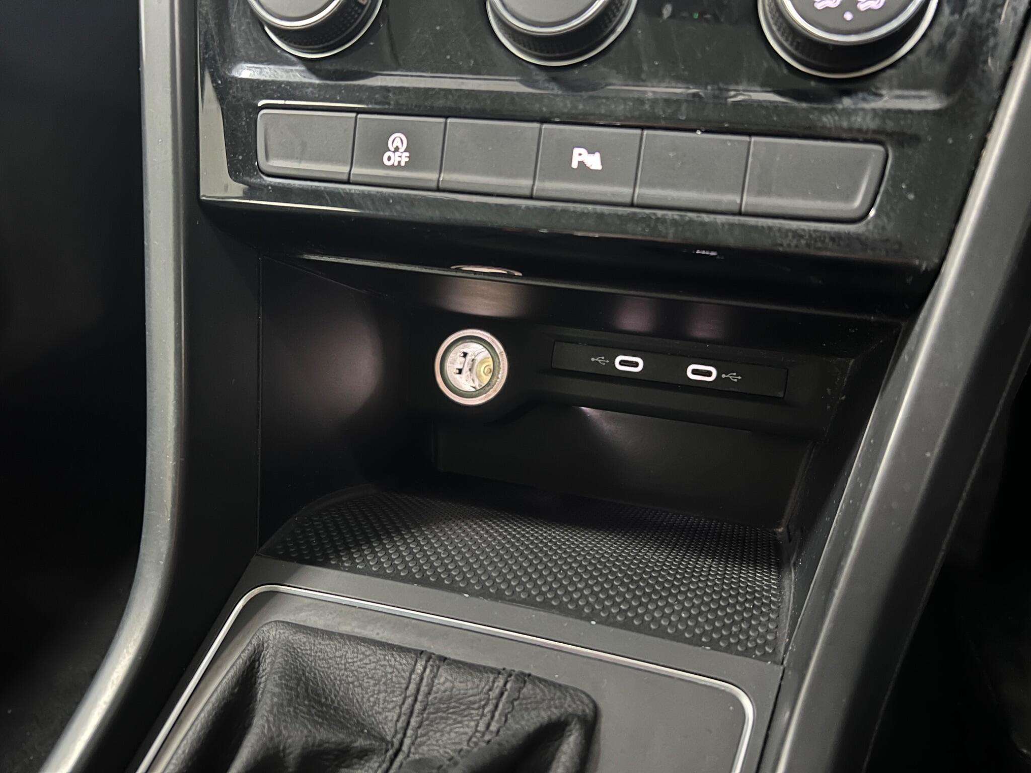 2020 VOLKSWAGEN TOURAN 2020 VOLKSWAGEN TOURAN