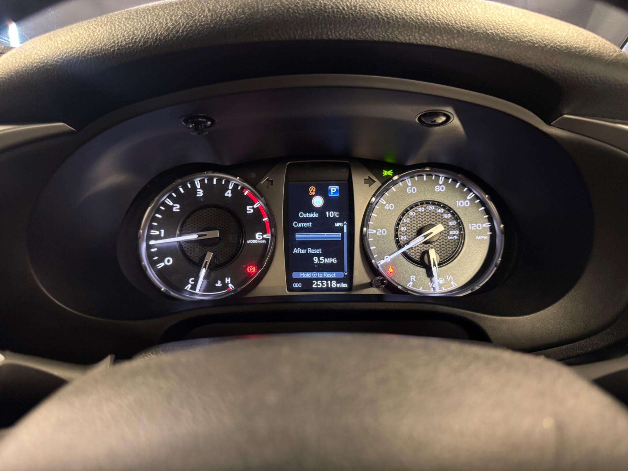 2022 TOYOTA HILUX 2022 TOYOTA HILUX