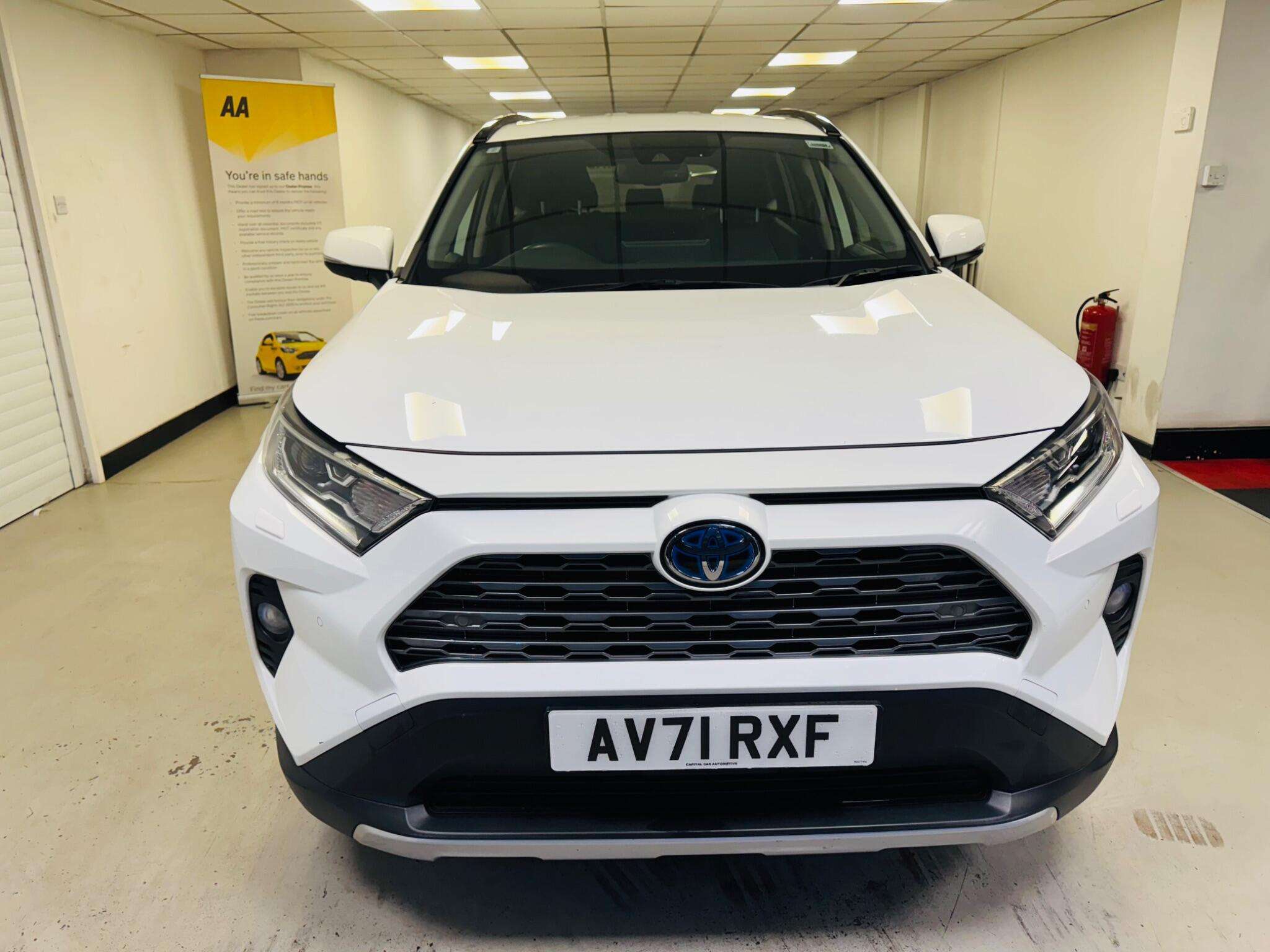 A 2022 TOYOTA RAV4 2.5 VVT-h Excel CVT Euro 6 (s/s) 5dr A 2022 TOYOTA RAV4 2.5 VVT-h Excel CVT Euro 6 (s/s) 5dr