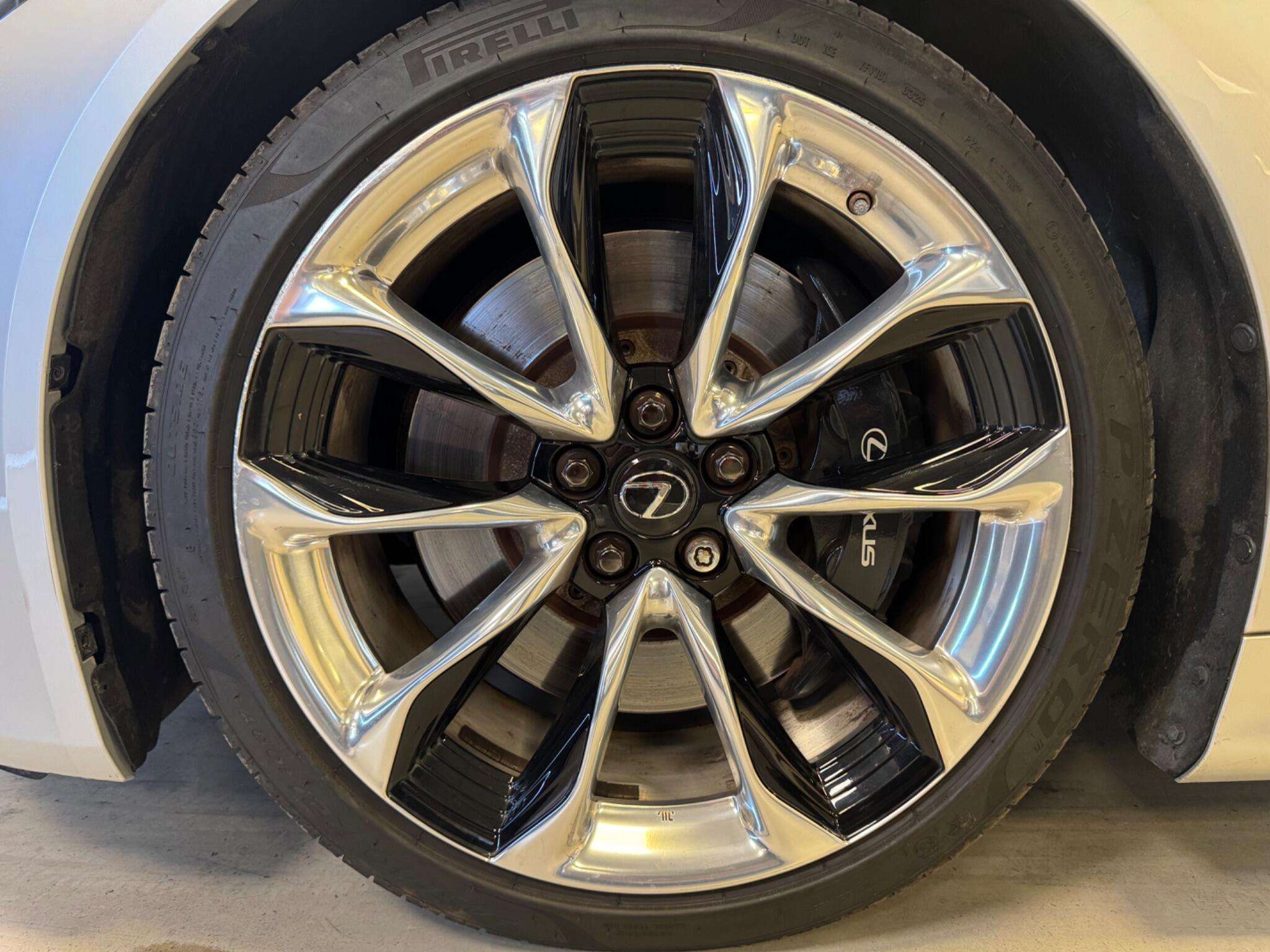 2018 LEXUS LC 2018 LEXUS LC