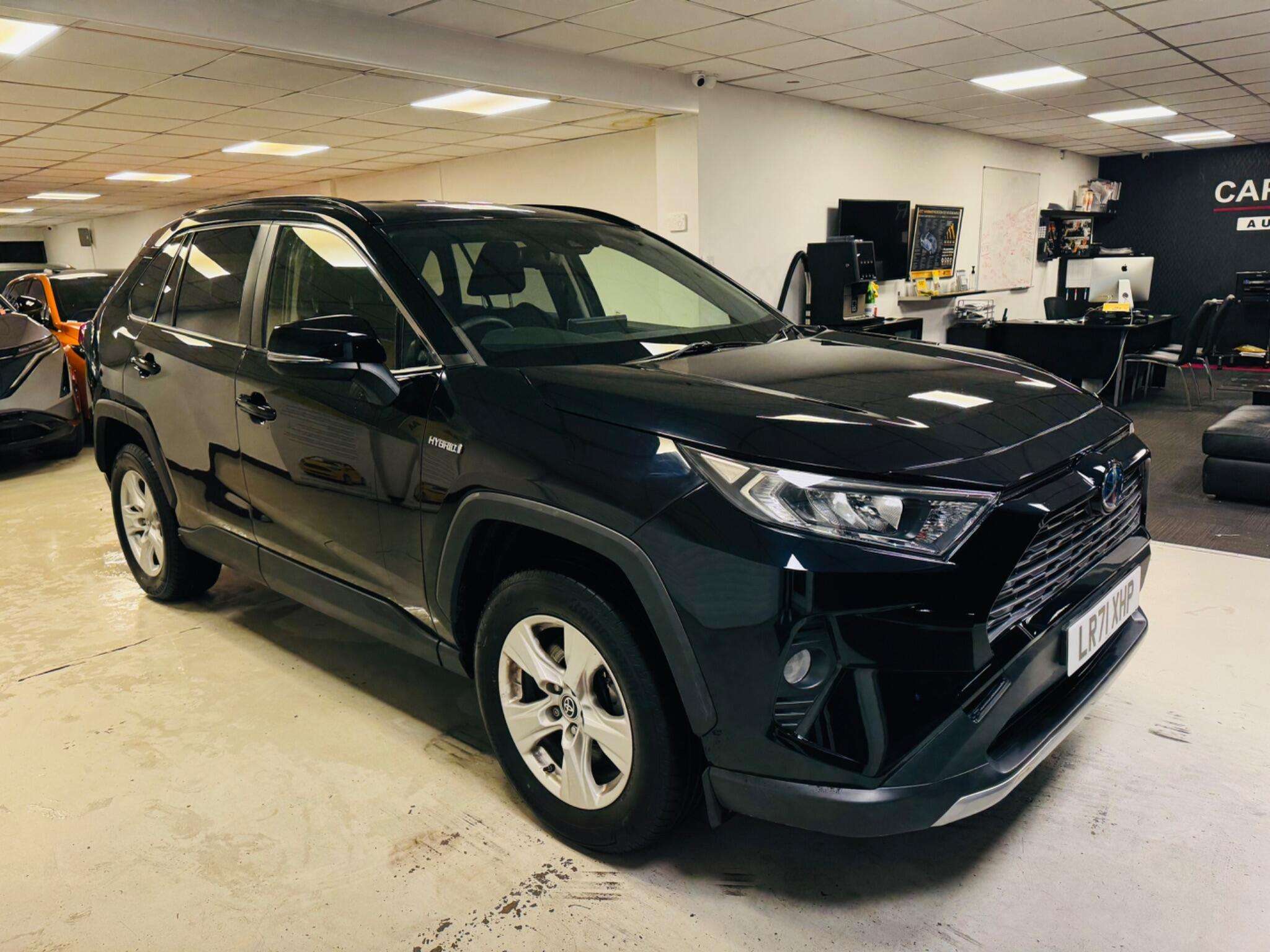 A 2021 TOYOTA RAV4 2.5 VVT-h Icon CVT Euro 6 (s/s) 5dr A 2021 TOYOTA RAV4 2.5 VVT-h Icon CVT Euro 6 (s/s) 5dr