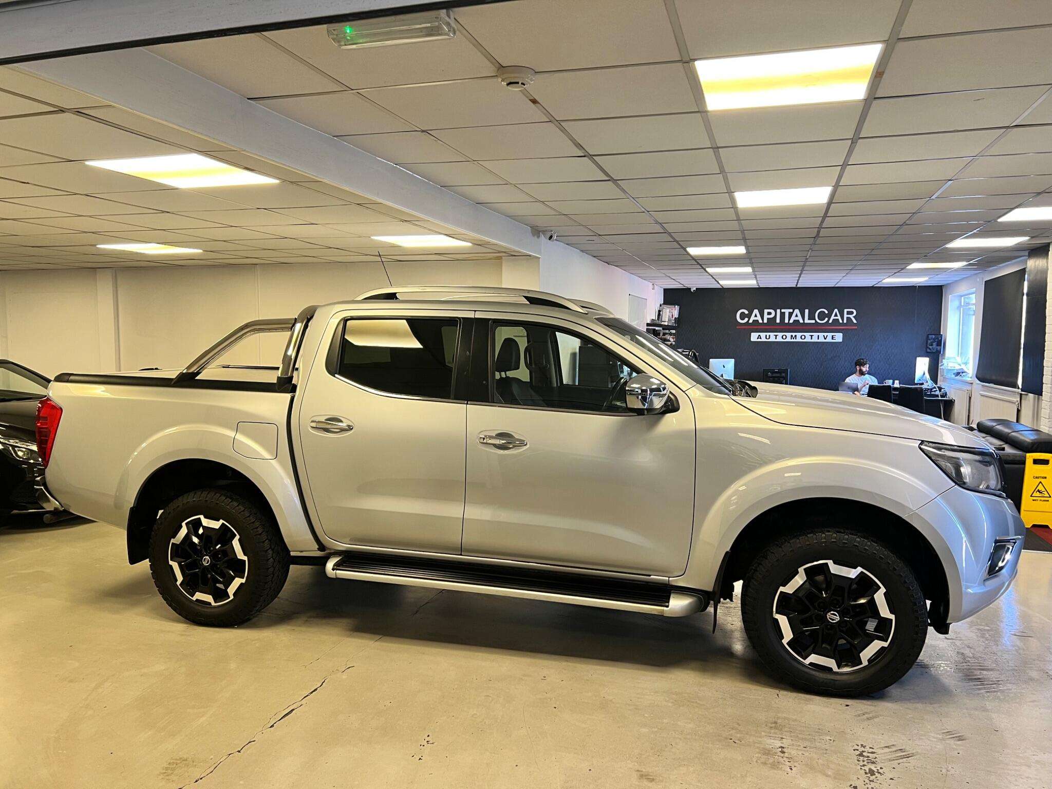 A 2020 NISSAN NAVARA 2.3 dCi Tekna Auto 4WD Euro 6 4dr A 2020 NISSAN NAVARA 2.3 dCi Tekna Auto 4WD Euro 6 4dr