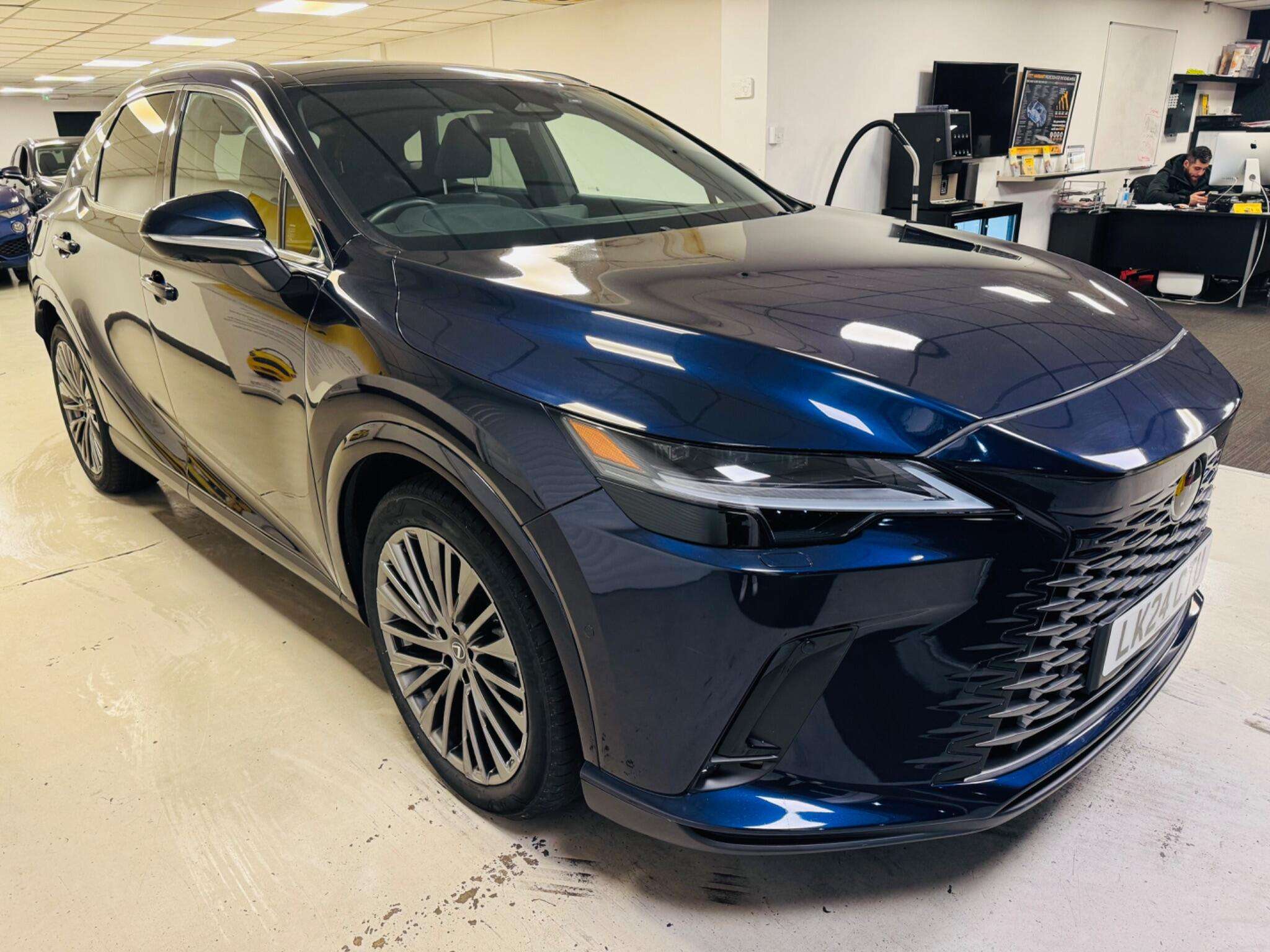 A 2024 LEXUS RX 2.5 450h+ 18.1kWh Takumi E-CVT 4WD Euro 6 (s/s) 5dr A 2024 LEXUS RX 2.5 450h+ 18.1kWh Takumi E-CVT 4WD Euro 6 (s/s) 5dr