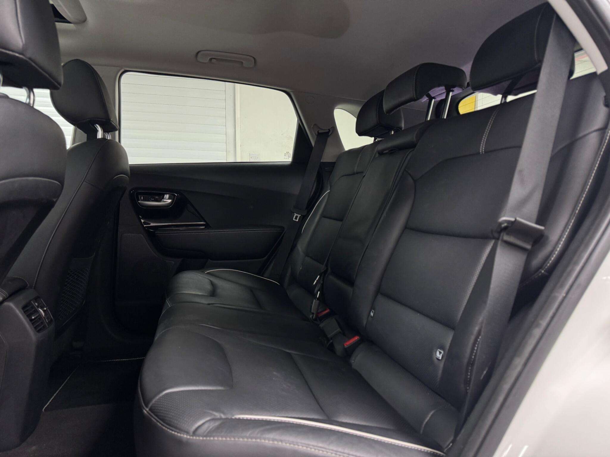2021 KIA NIRO 2021 KIA NIRO