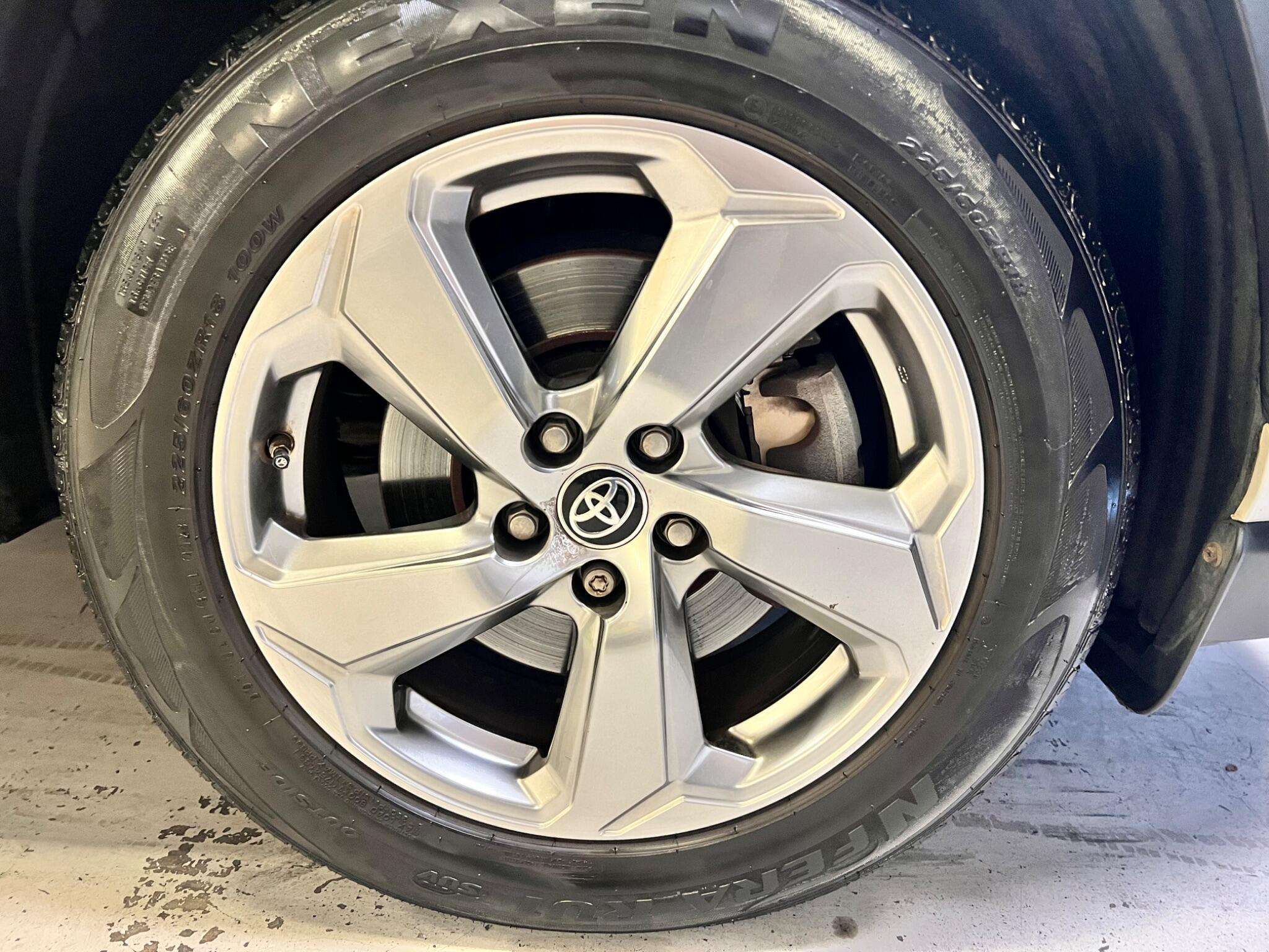 2020 TOYOTA RAV4 2020 TOYOTA RAV4