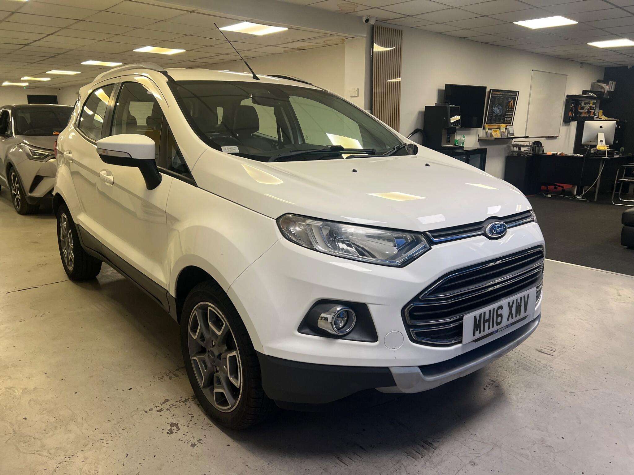 A 2016 FORD ECOSPORT 1.0T EcoBoost Titanium 2WD Euro 5 (s/s) 5dr A 2016 FORD ECOSPORT 1.0T EcoBoost Titanium 2WD Euro 5 (s/s) 5dr