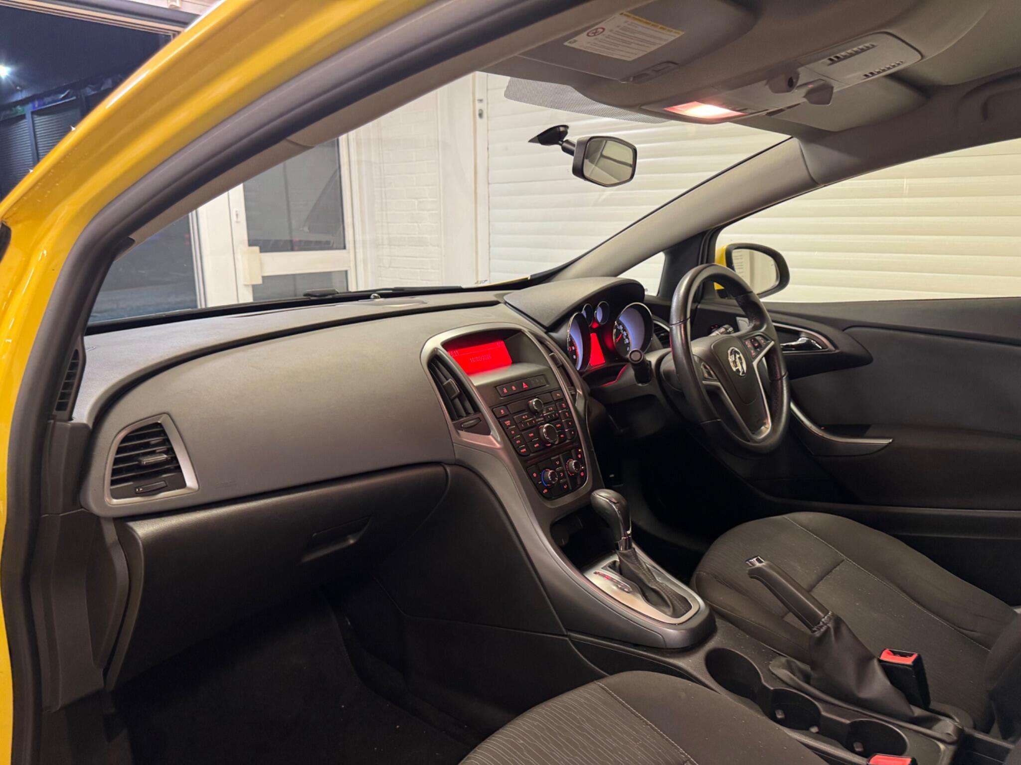 2014 VAUXHALL ASTRA 2014 VAUXHALL ASTRA