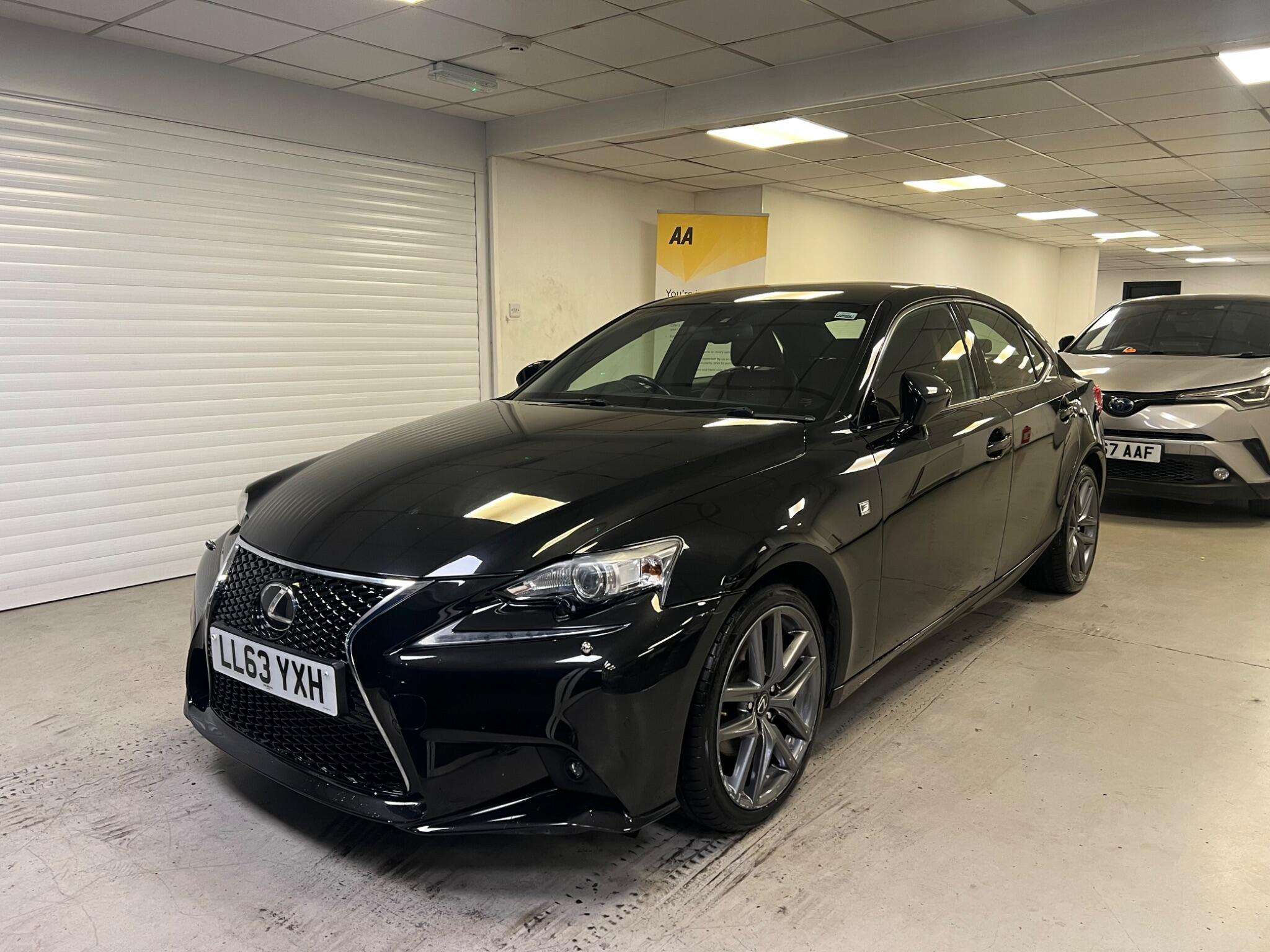 A 2013 LEXUS IS 2.5 250 V6 F Sport Auto Euro 5 4dr A 2013 LEXUS IS 2.5 250 V6 F Sport Auto Euro 5 4dr