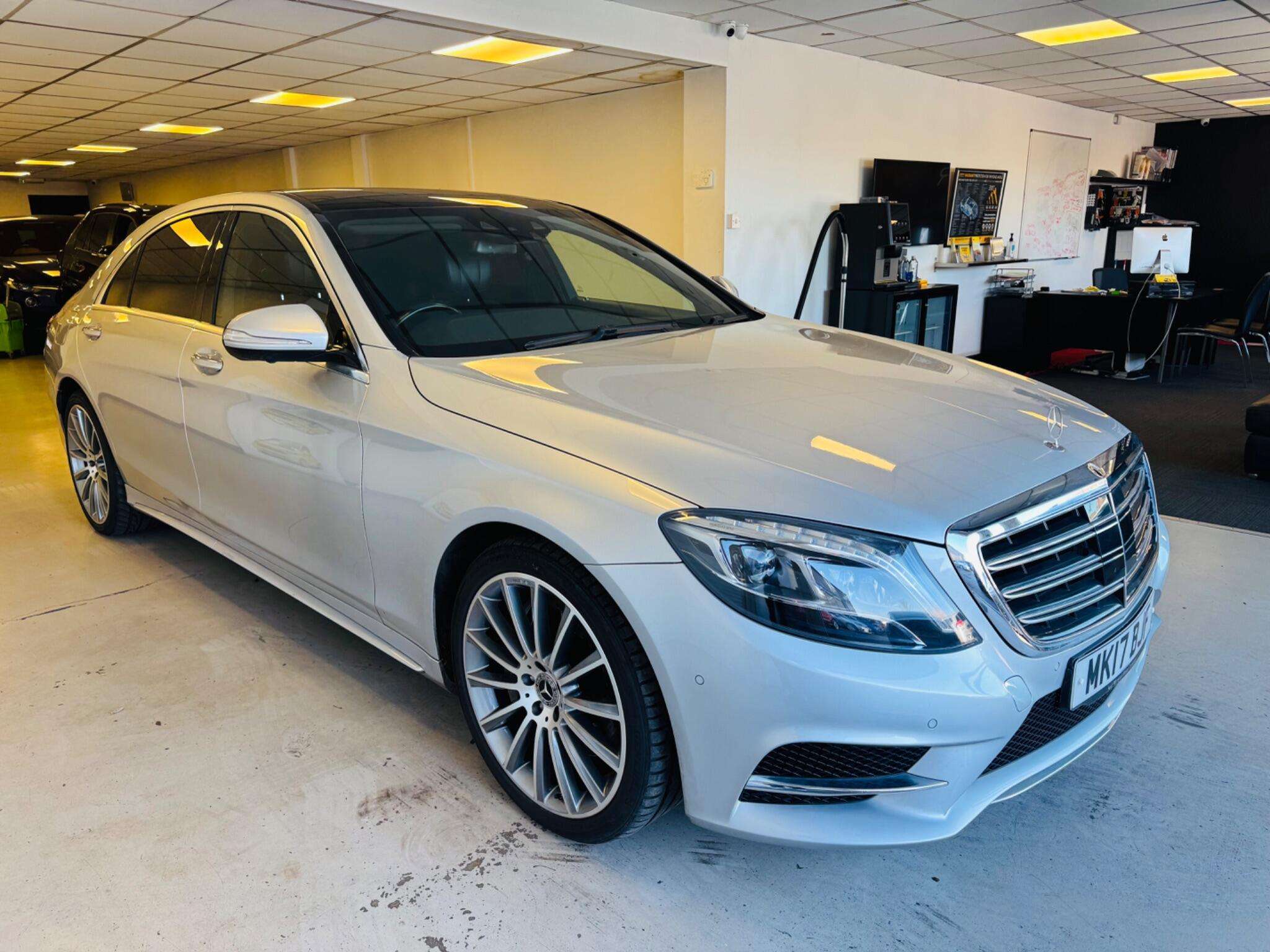 A 2017 MERCEDES-BENZ S CLASS 3.0 S350Ld V6 AMG Line (Executive Premium Plus) G-Tronic+ Euro 6 (s/s) 4dr A 2017 MERCEDES-BENZ S CLASS 3.0 S350Ld V6 AMG Line (Executive Premium Plus) G-Tronic+ Euro 6 (s/s) 4dr