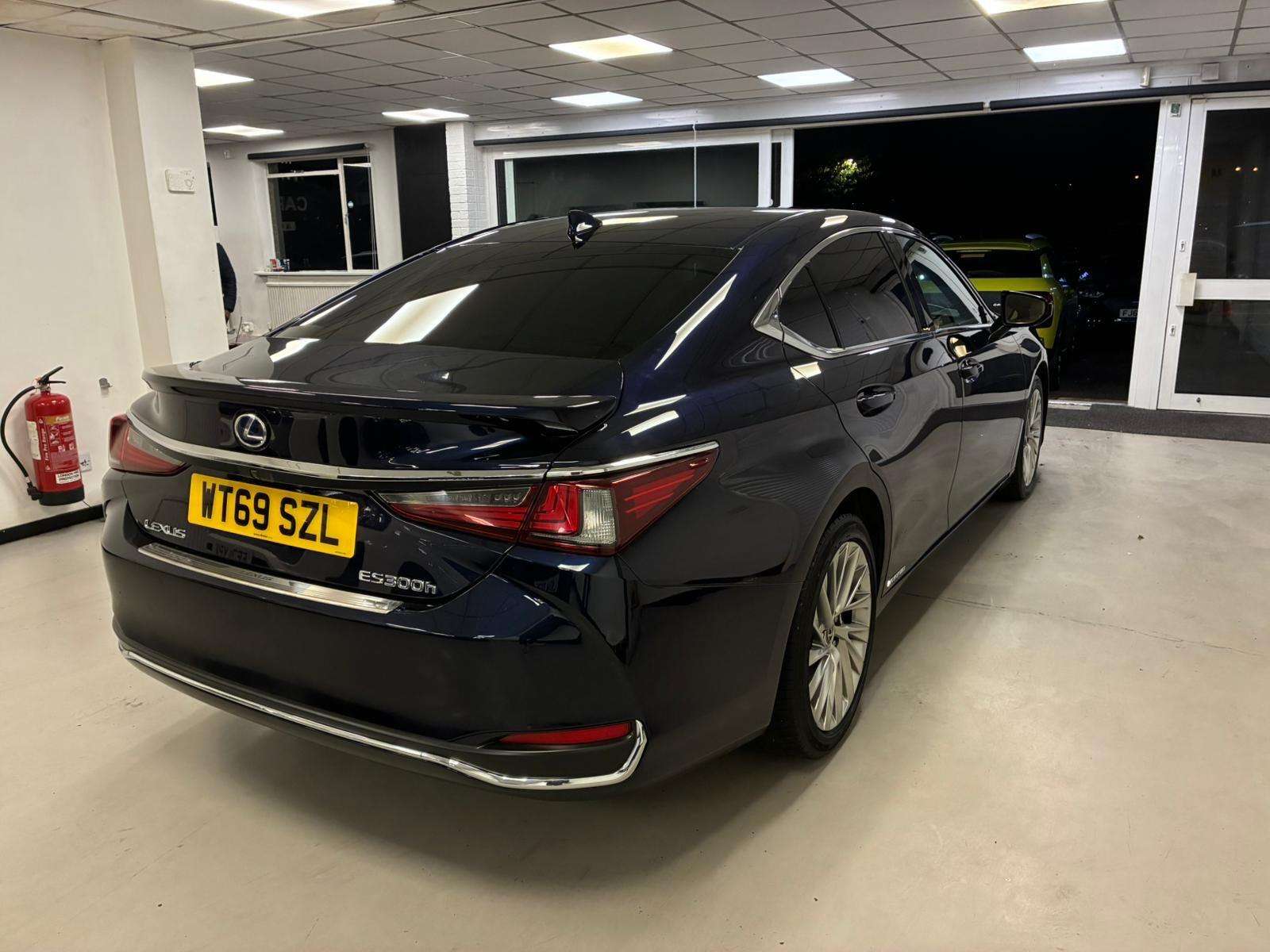 2019 LEXUS ES 2019 LEXUS ES