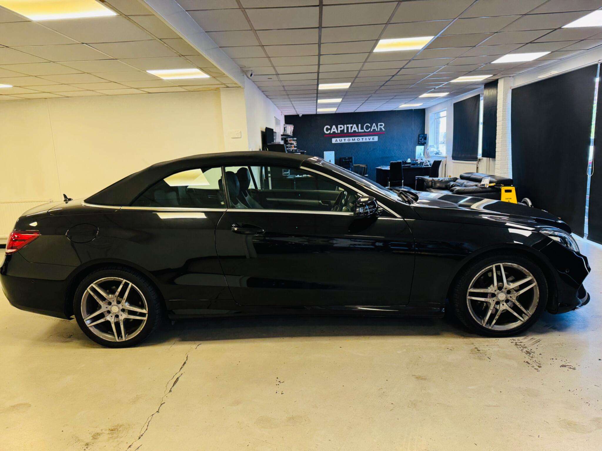 A 2015 MERCEDES-BENZ E CLASS 2.1 E220 BlueTEC AMG Line Cabriolet G-Tronic+ Euro 6 (s/s) 2dr A 2015 MERCEDES-BENZ E CLASS 2.1 E220 BlueTEC AMG Line Cabriolet G-Tronic+ Euro 6 (s/s) 2dr