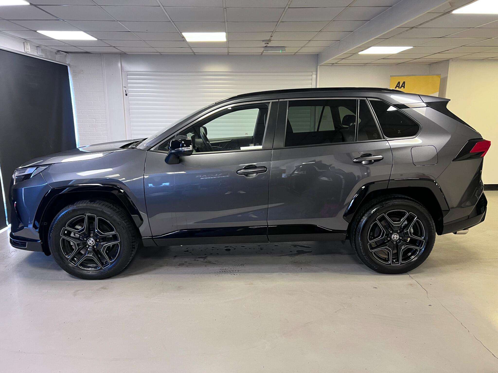 2025 TOYOTA RAV4 2025 TOYOTA RAV4