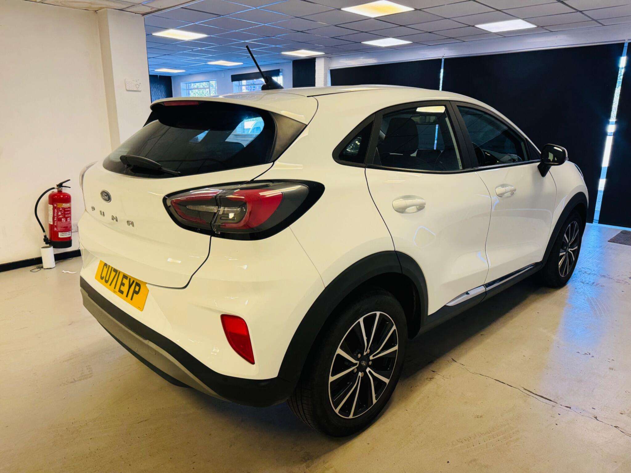 A 2021 FORD PUMA 1.0T EcoBoost Titanium DCT Euro 6 (s/s) 5dr A 2021 FORD PUMA 1.0T EcoBoost Titanium DCT Euro 6 (s/s) 5dr