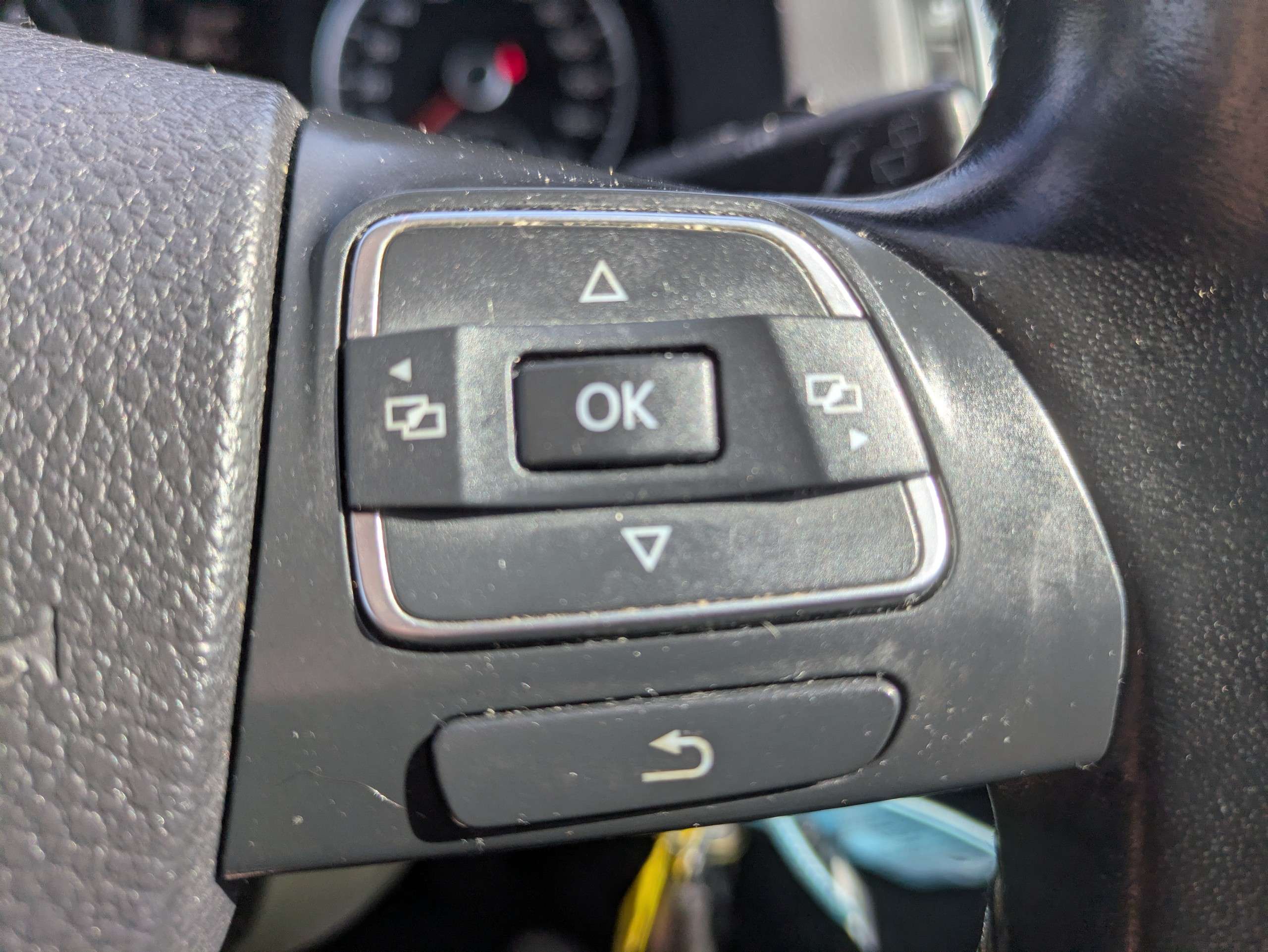2014 VOLKSWAGEN TOURAN 2014 VOLKSWAGEN TOURAN