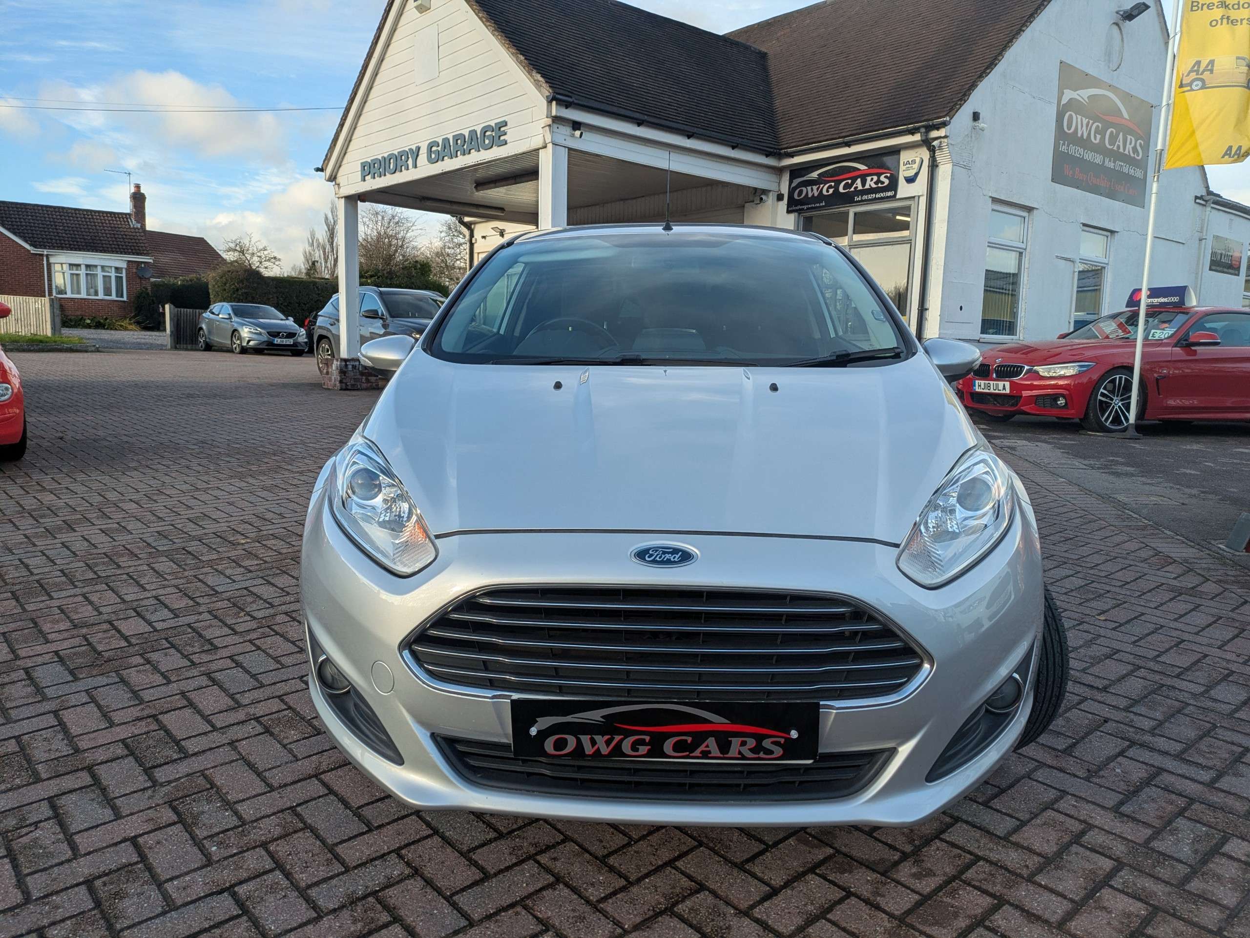 A 2013 FORD FIESTA 1.25 Zetec Hatchback 3dr Petrol Manual Euro 5 (82 ps) A 2013 FORD FIESTA 1.25 Zetec Hatchback 3dr Petrol Manual Euro 5 (82 ps)