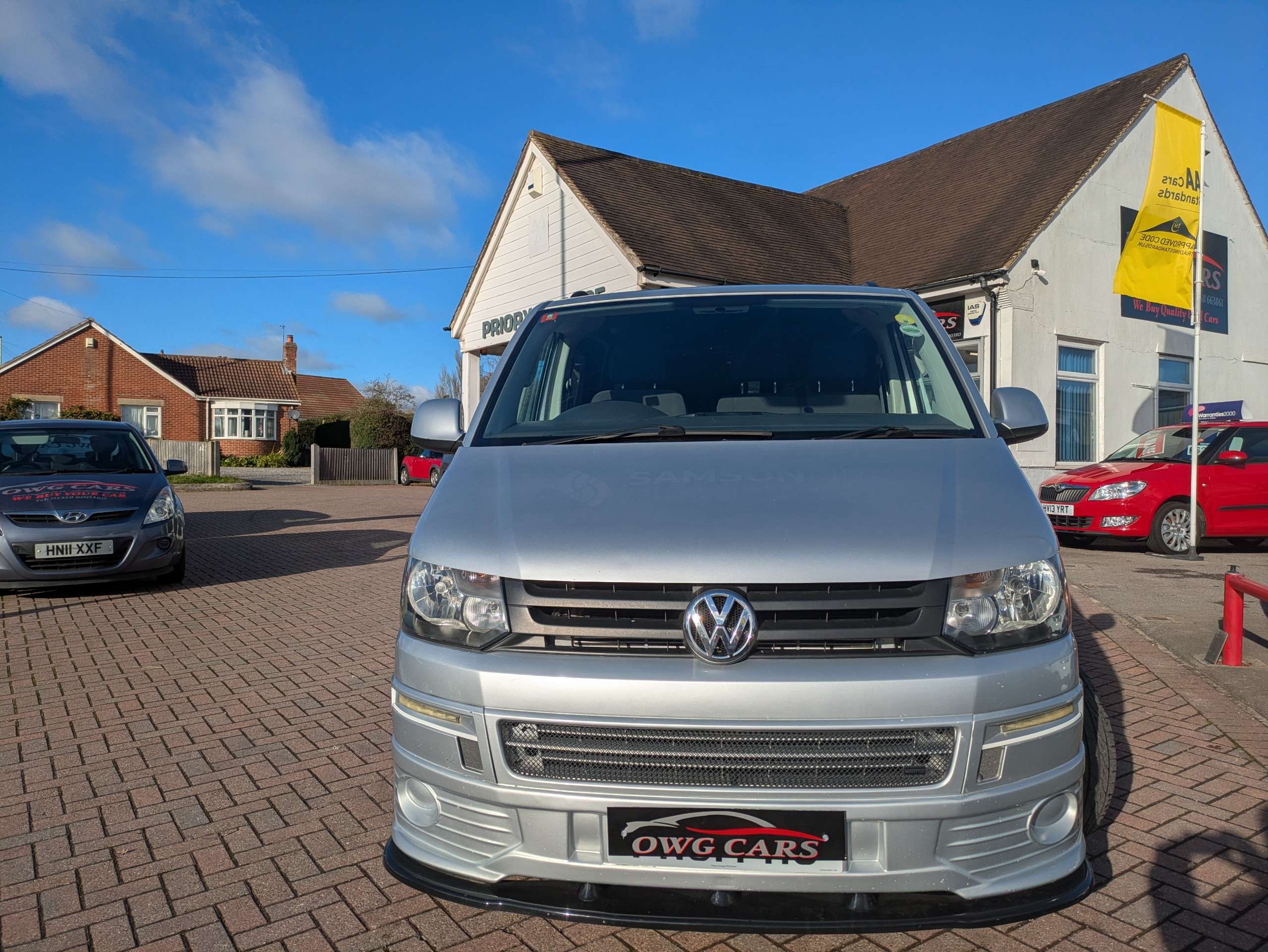 A 2011 VOLKSWAGEN TRANSPORTER 2.0 TDI T28 Panel Van 4dr Diesel Manual L1 H1 (198 g/km, 101 bhp) A 2011 VOLKSWAGEN TRANSPORTER 2.0 TDI T28 Panel Van 4dr Diesel Manual L1 H1 (198 g/km, 101 bhp)