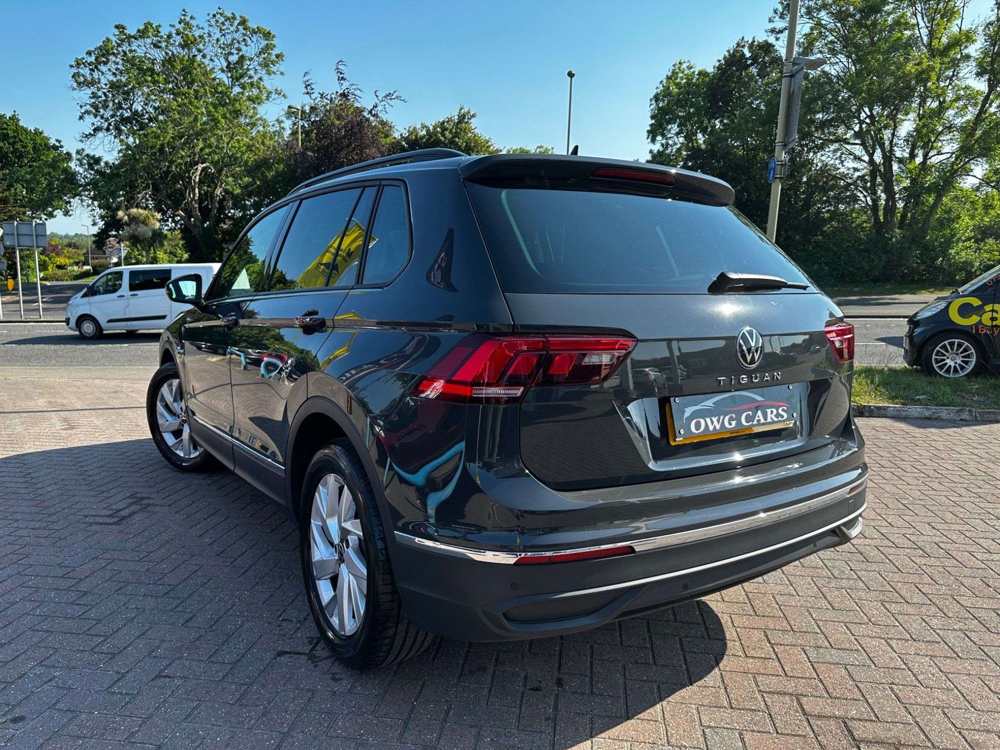 2022 VOLKSWAGEN TIGUAN 2022 VOLKSWAGEN TIGUAN