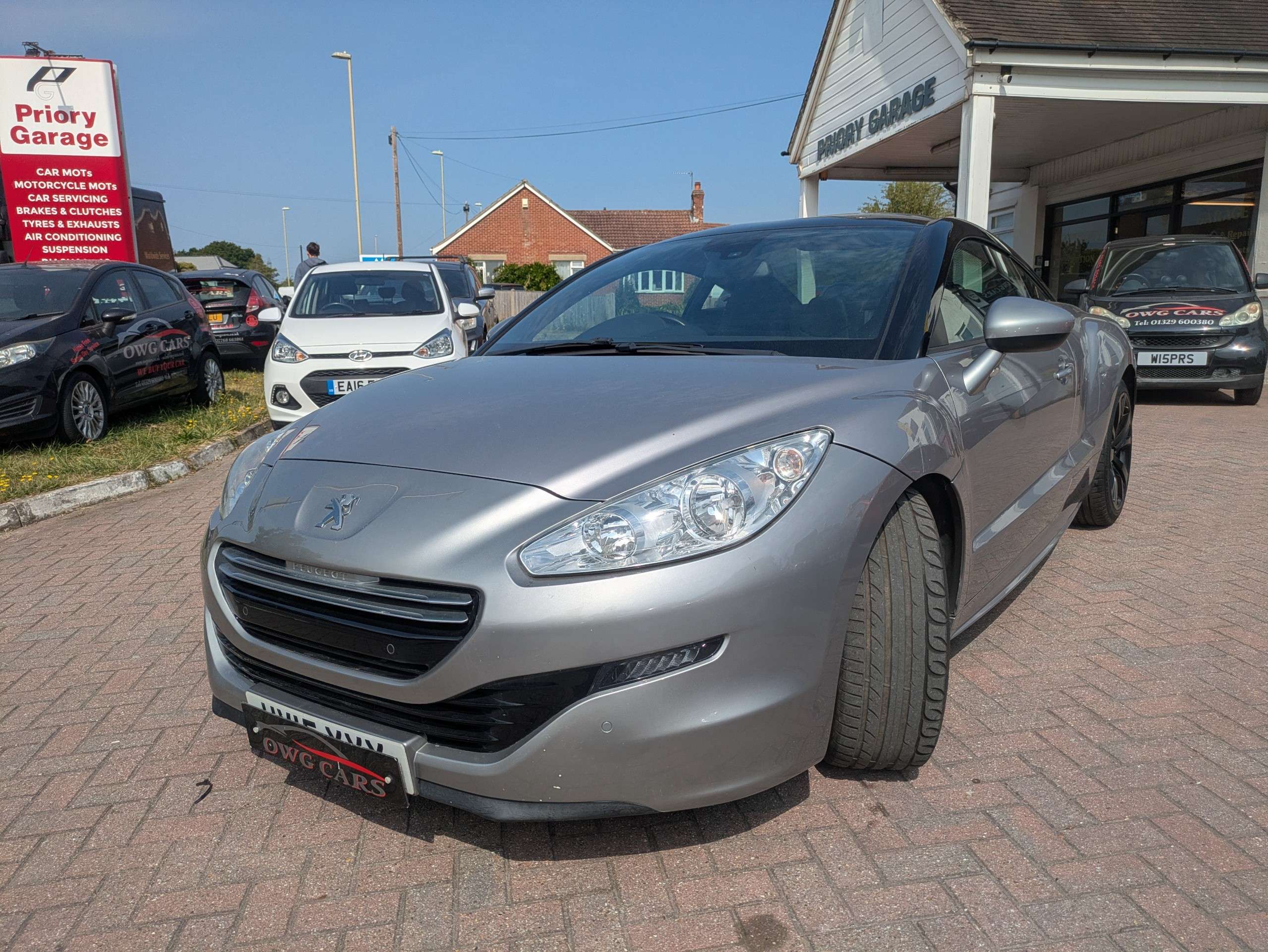 A 2015 PEUGEOT RCZ 1.6 THP GT Coupe 2dr Petrol Manual Euro 5 (156 ps) A 2015 PEUGEOT RCZ 1.6 THP GT Coupe 2dr Petrol Manual Euro 5 (156 ps)