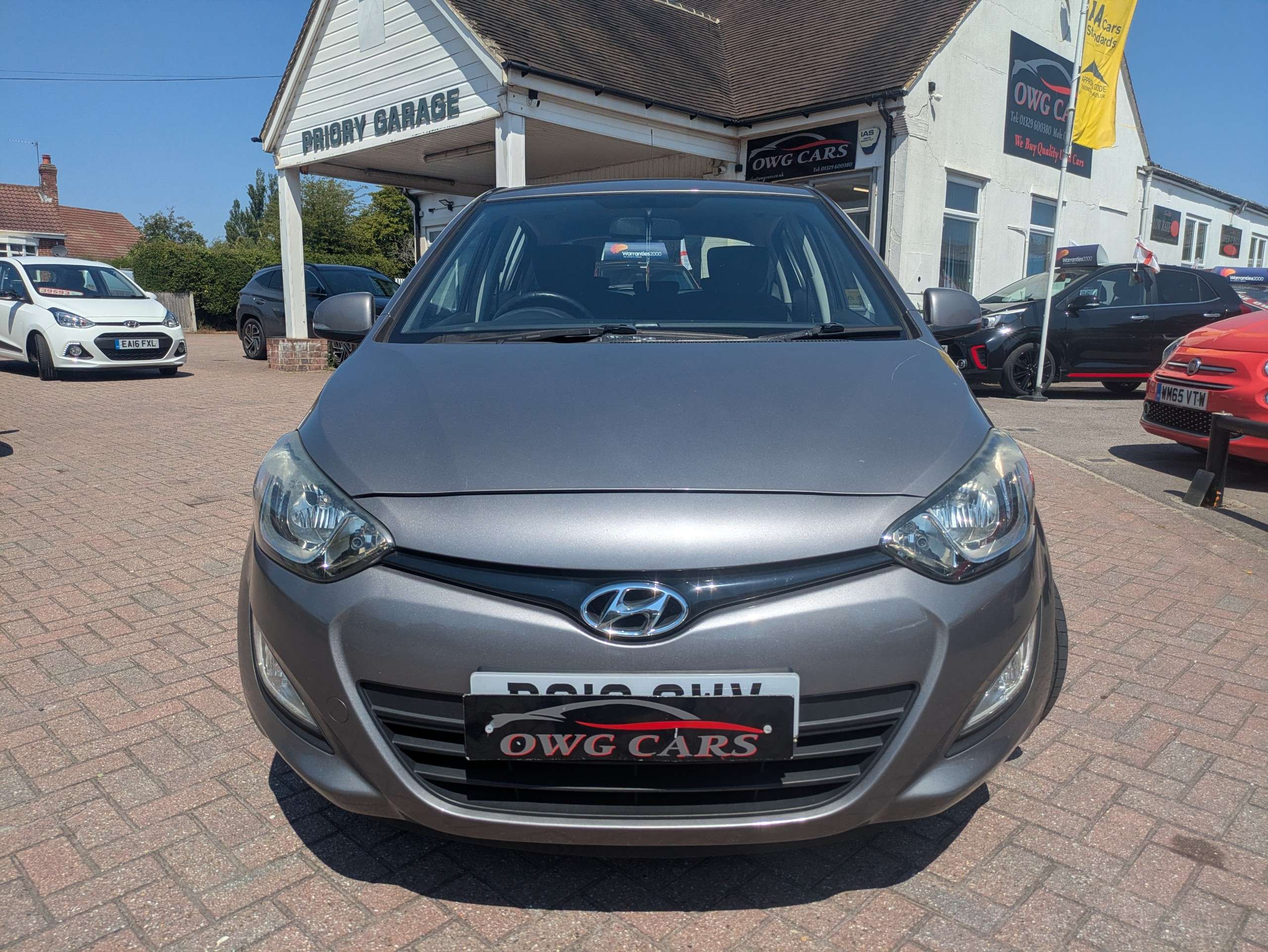 A 2013 HYUNDAI I20 1.2 Active Hatchback 5dr Petrol Manual Euro 5 (85 bhp) A 2013 HYUNDAI I20 1.2 Active Hatchback 5dr Petrol Manual Euro 5 (85 bhp)