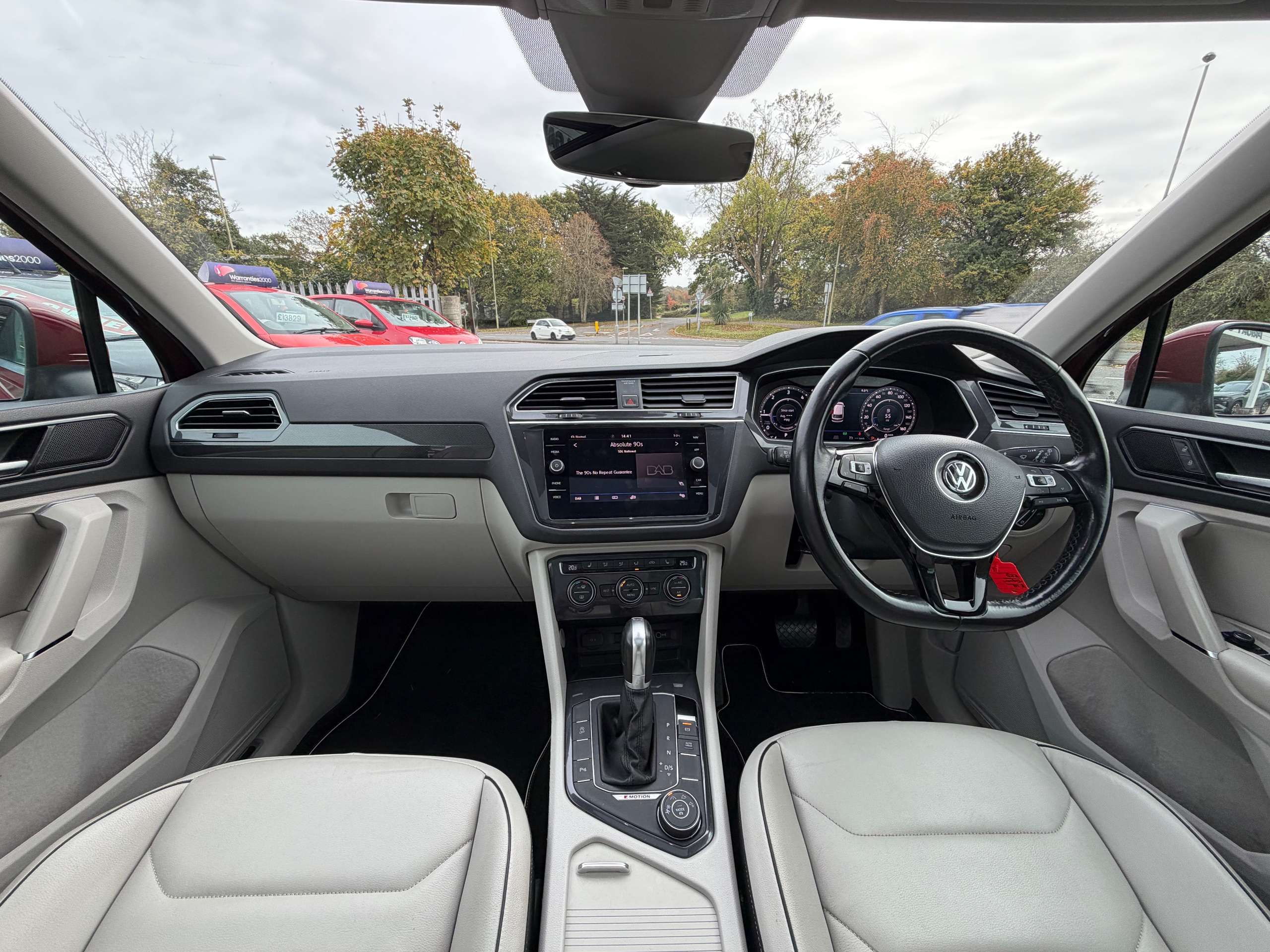 2018 VOLKSWAGEN TIGUAN 2018 VOLKSWAGEN TIGUAN