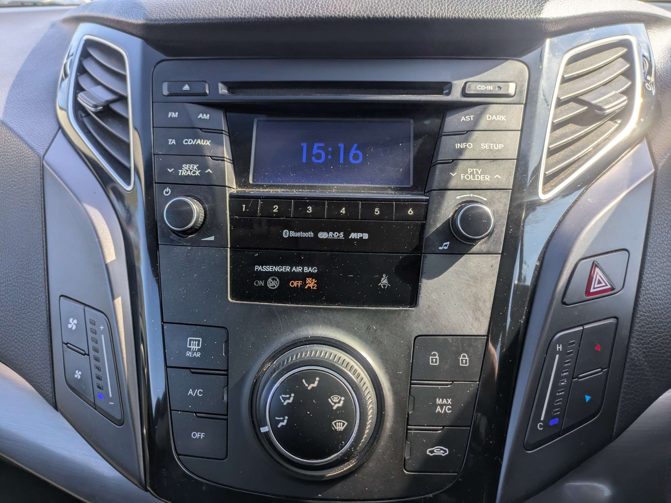 2015 HYUNDAI I40 2015 HYUNDAI I40