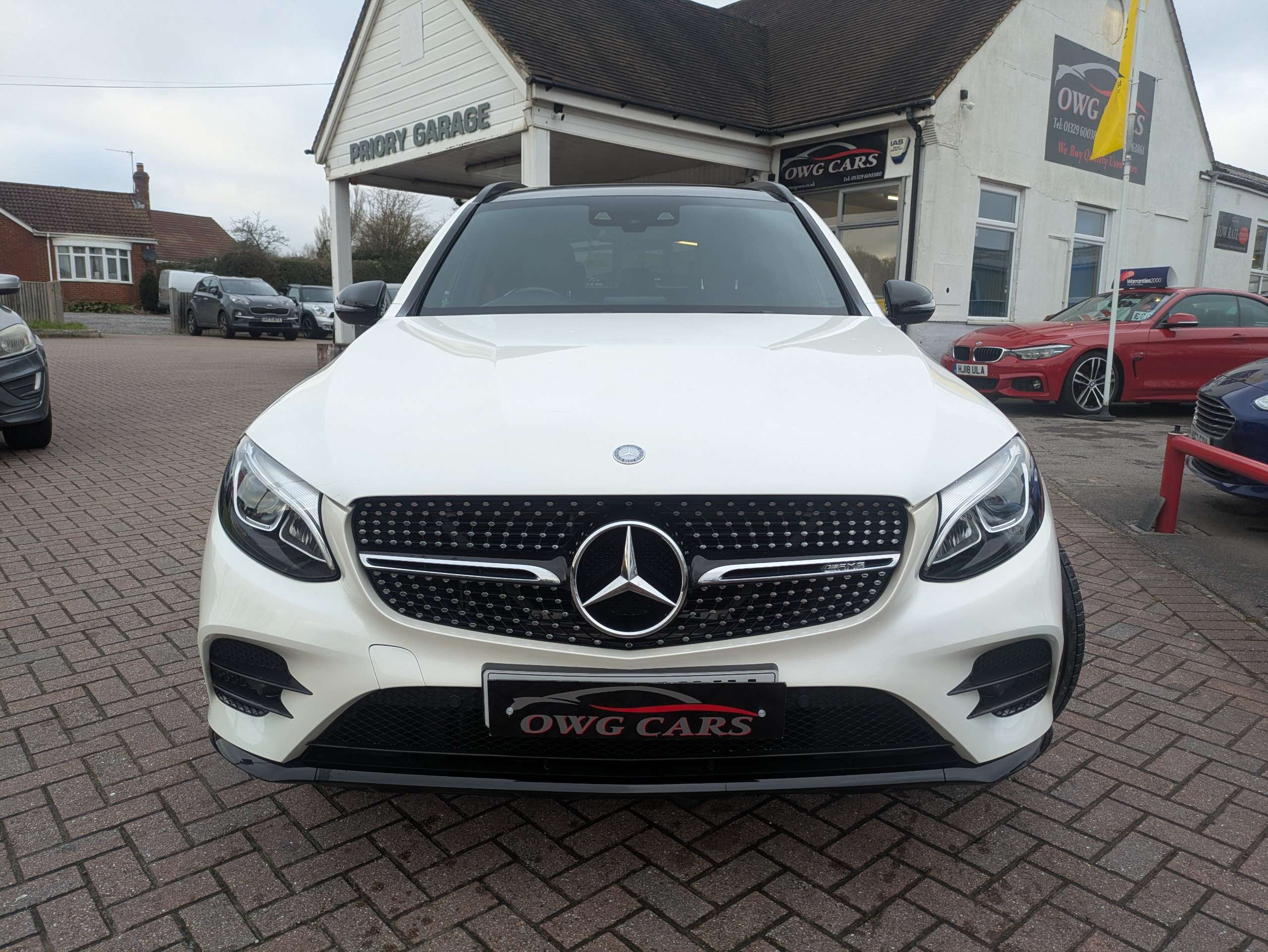 A 2016 MERCEDES-BENZ GLC 3.0 GLC43 V6 AMG (Premium) SUV 5dr Petrol G-Tronic 4MATIC Euro 6 (s/s) (367 ps) A 2016 MERCEDES-BENZ GLC 3.0 GLC43 V6 AMG (Premium) SUV 5dr Petrol G-Tronic 4MATIC Euro 6 (s/s) (367 ps)