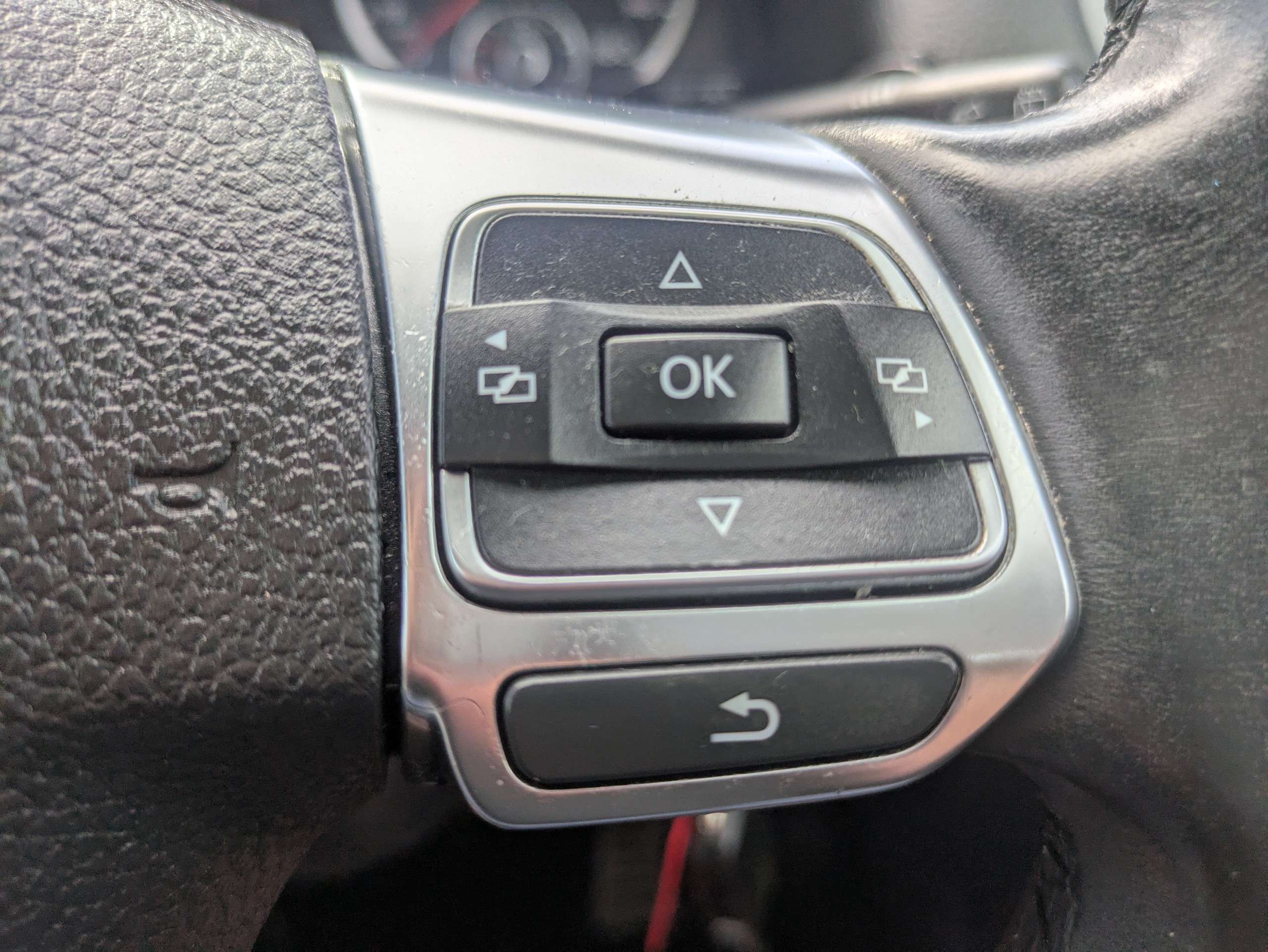 2014 VOLKSWAGEN TIGUAN 2014 VOLKSWAGEN TIGUAN