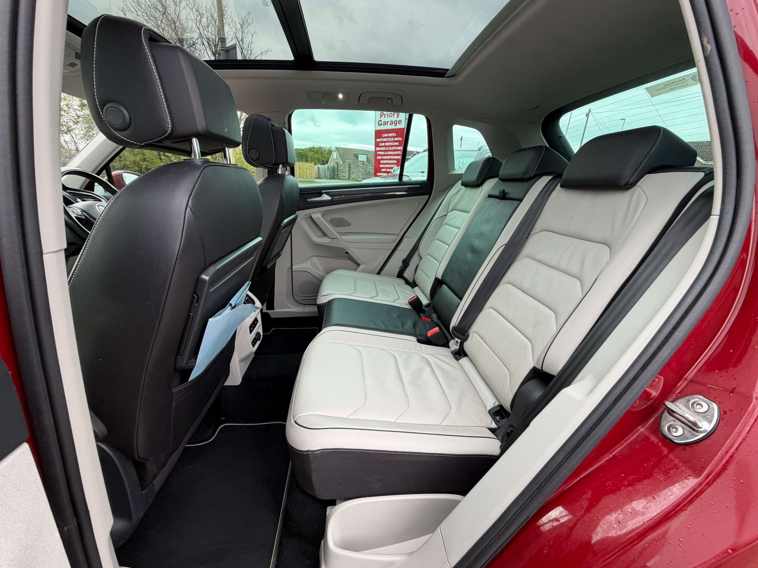 2018 VOLKSWAGEN TIGUAN 2018 VOLKSWAGEN TIGUAN