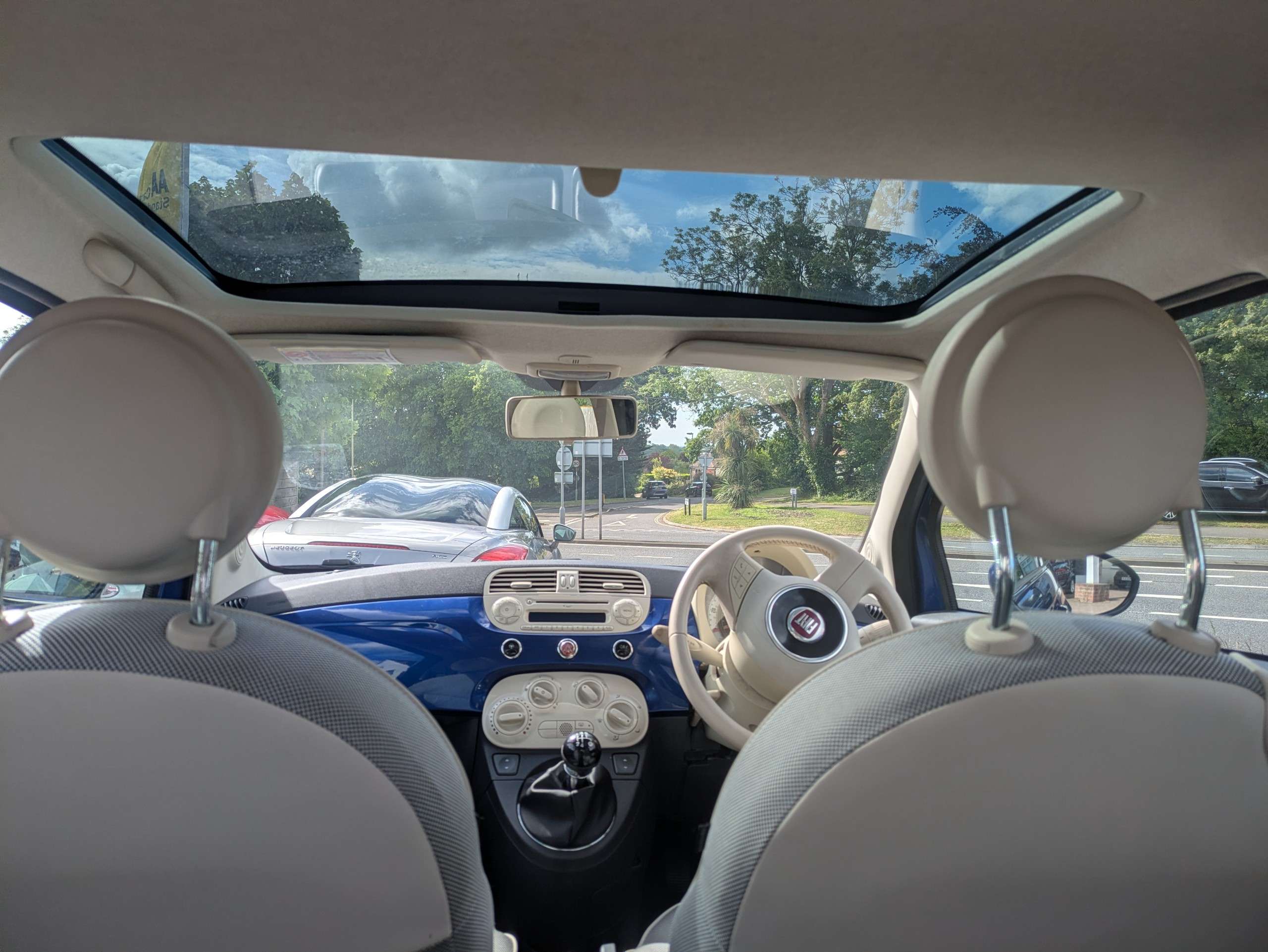 2010 FIAT 500 2010 FIAT 500