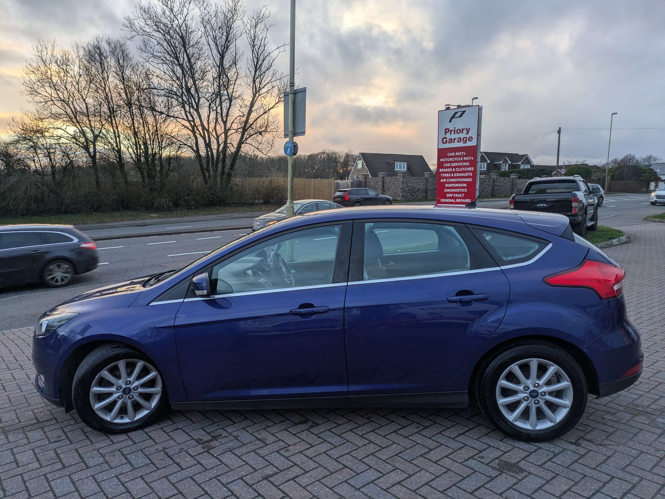 A 2015 FORD FOCUS 1.5 TDCi Titanium Hatchback 5dr Diesel Manual Euro 6 (s/s) (120 ps) A 2015 FORD FOCUS 1.5 TDCi Titanium Hatchback 5dr Diesel Manual Euro 6 (s/s) (120 ps)