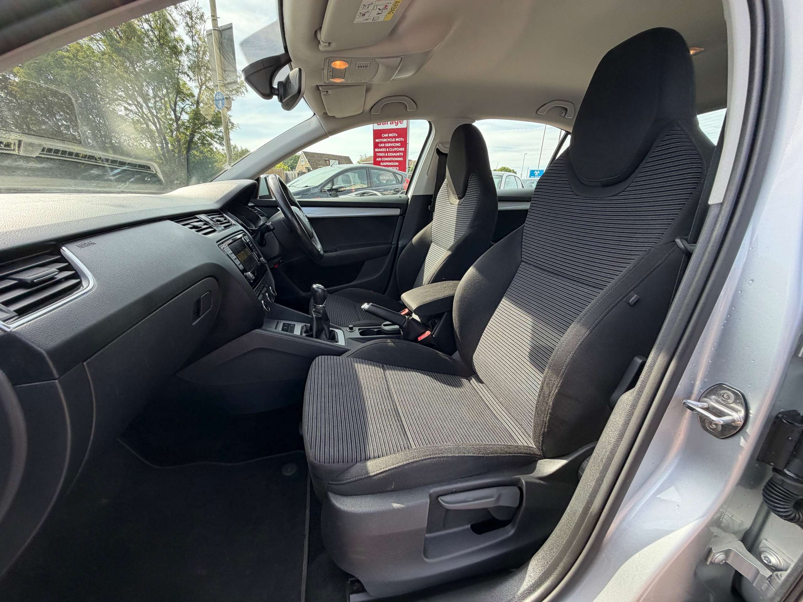 2016 SKODA OCTAVIA 2016 SKODA OCTAVIA