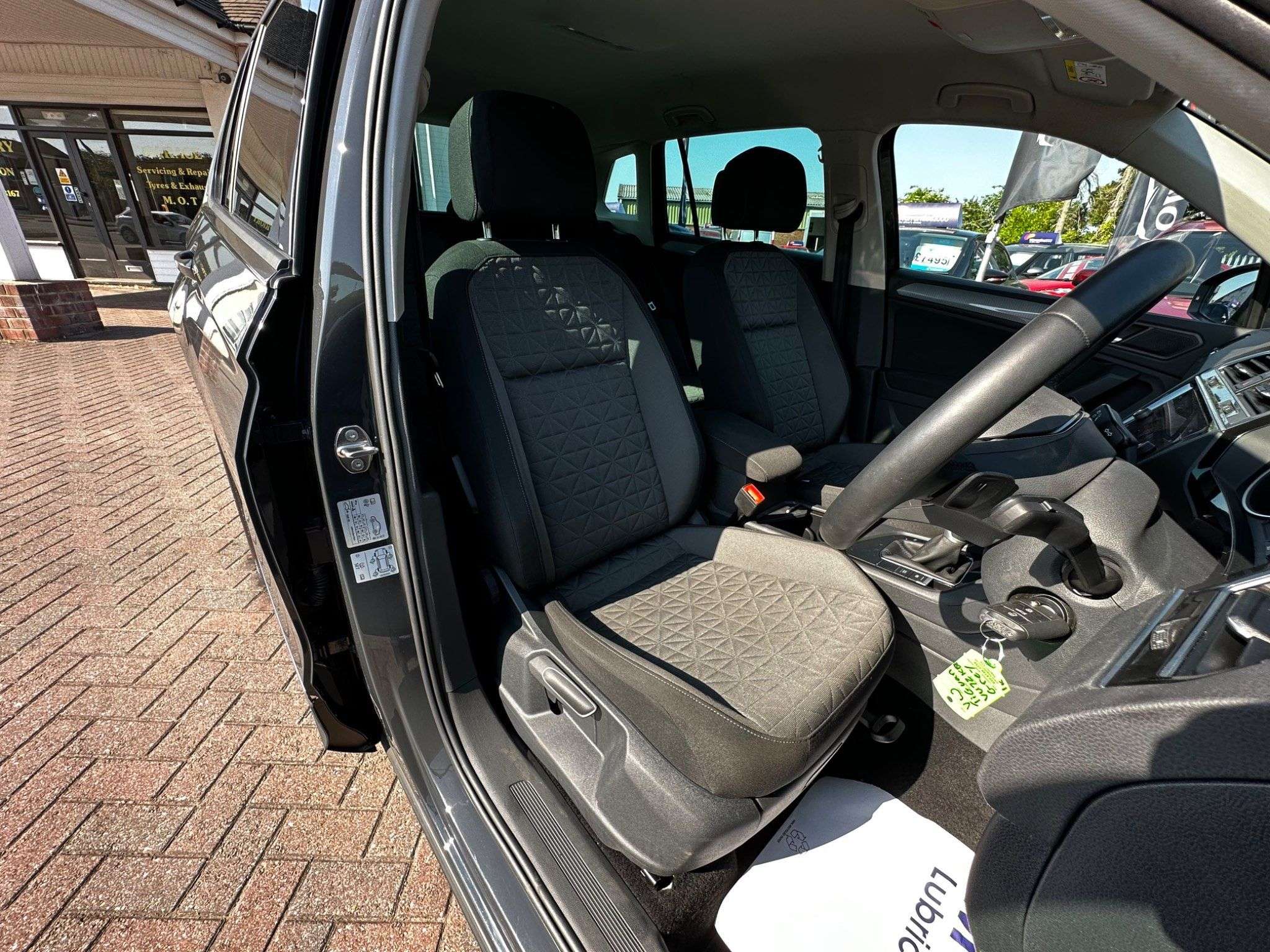 2022 VOLKSWAGEN TIGUAN 2022 VOLKSWAGEN TIGUAN
