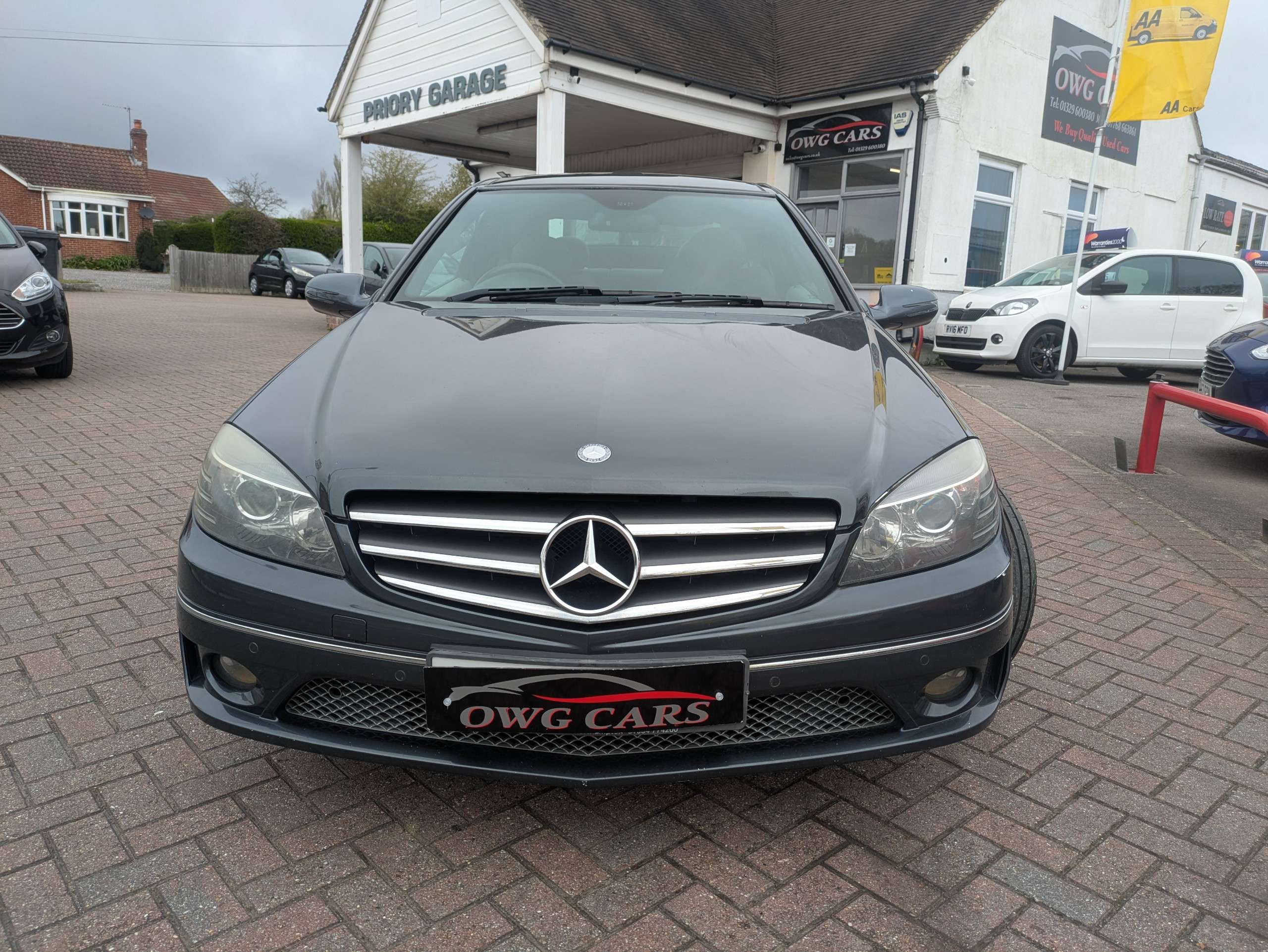 A 2009 MERCEDES-BENZ CLC CLASS 2.1 CLC220 CDI Sport Coupe 3dr Diesel Auto Euro 4 (150 ps) A 2009 MERCEDES-BENZ CLC CLASS 2.1 CLC220 CDI Sport Coupe 3dr Diesel Auto Euro 4 (150 ps)