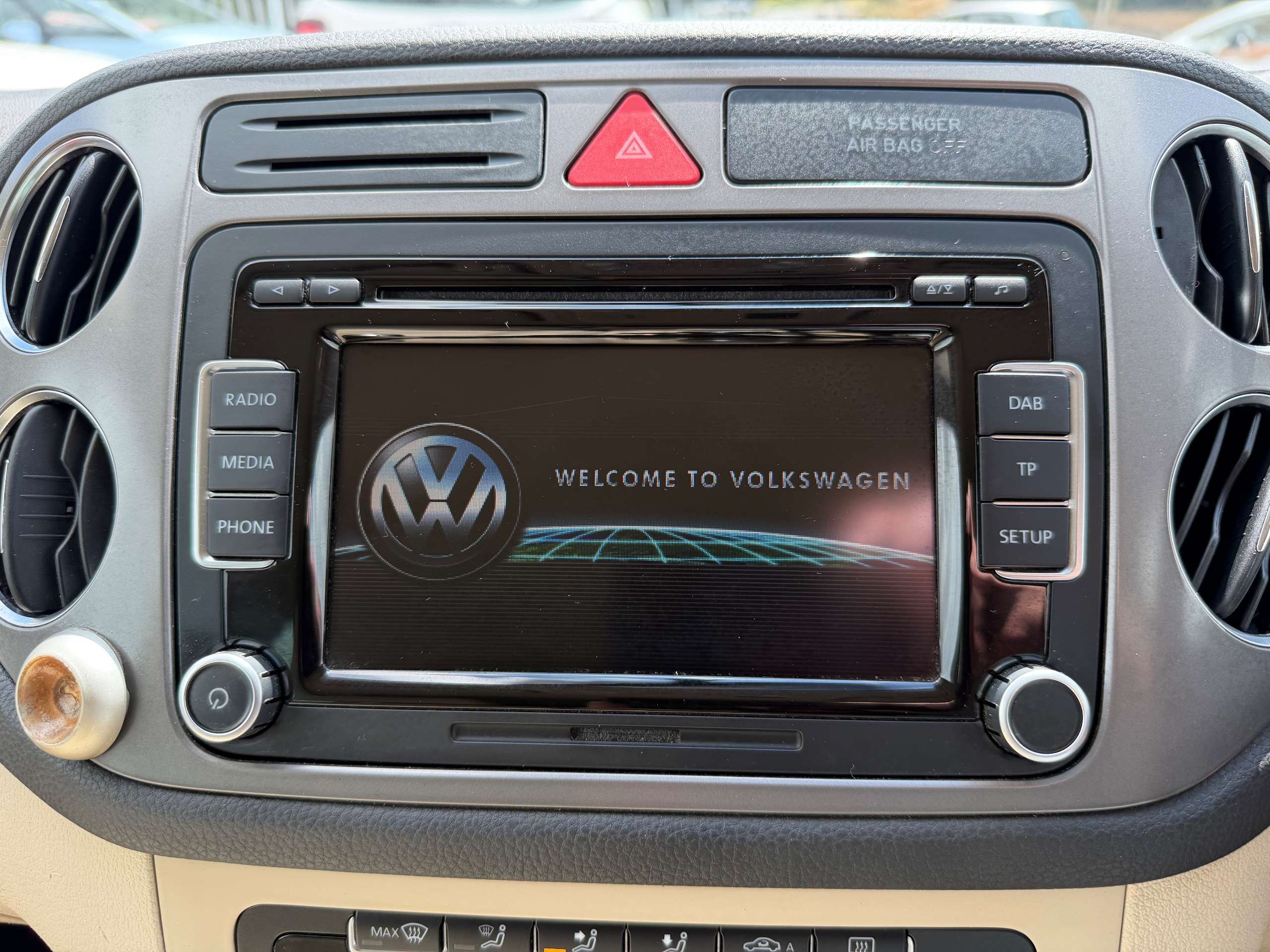 2010 VOLKSWAGEN TIGUAN 2010 VOLKSWAGEN TIGUAN
