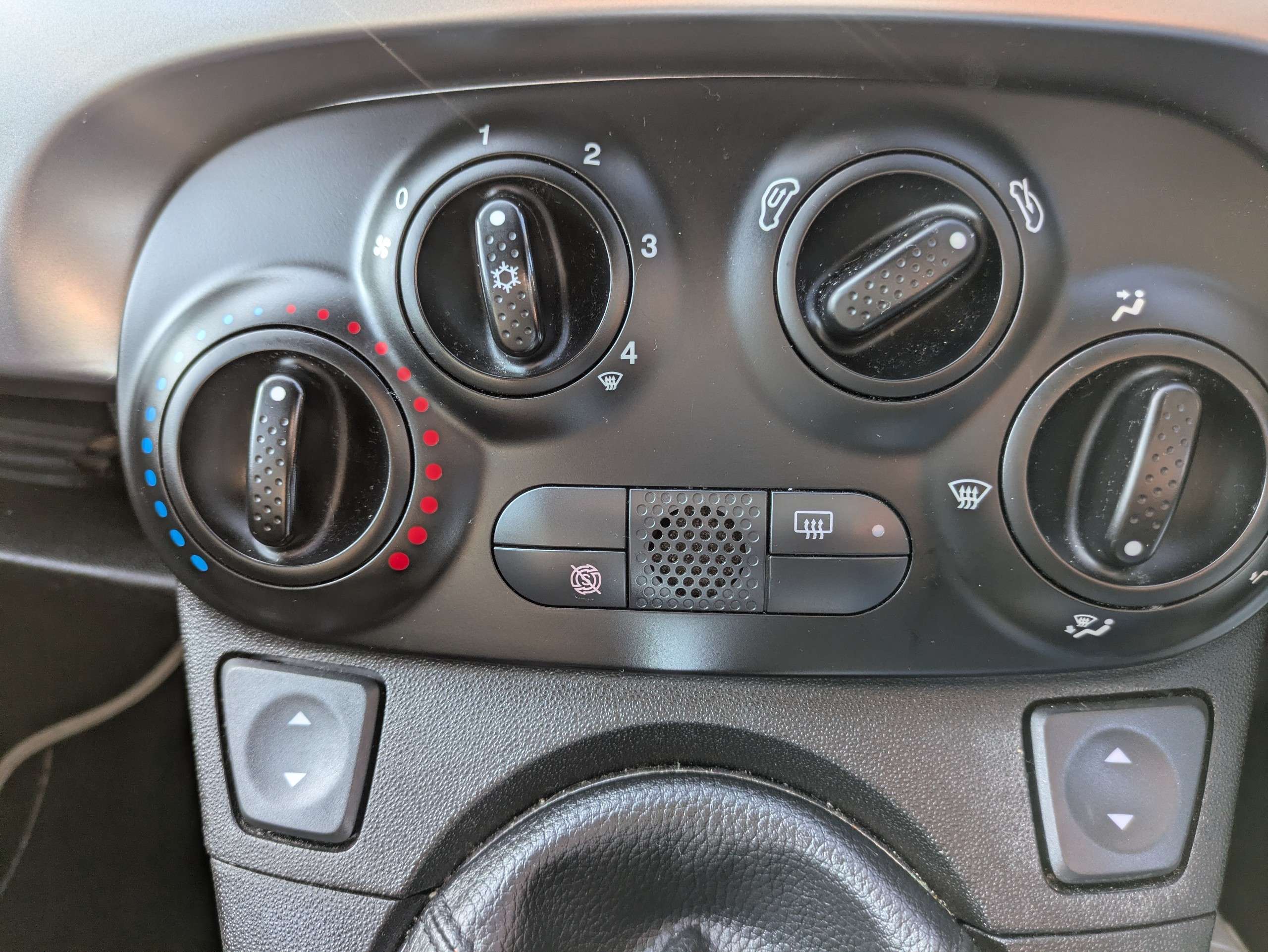 2013 FIAT 500 2013 FIAT 500