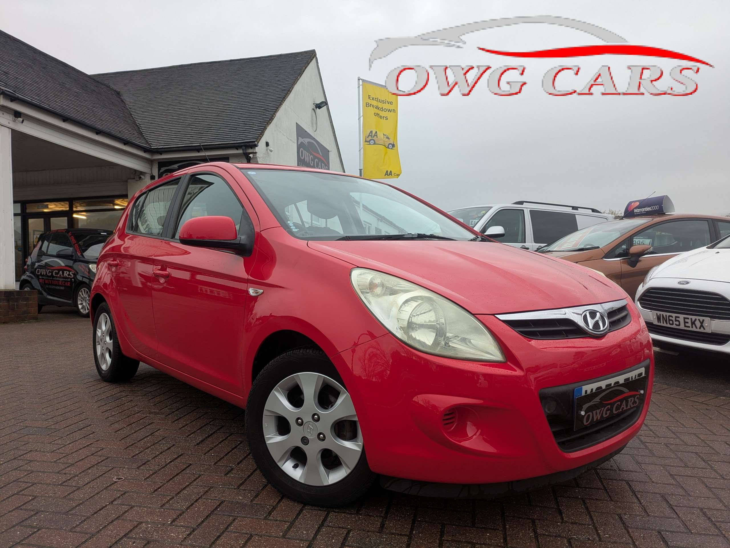 A 2010 HYUNDAI I20 1.2 Comfort Hatchback 5dr Petrol Manual Euro 4 (77 bhp) A 2010 HYUNDAI I20 1.2 Comfort Hatchback 5dr Petrol Manual Euro 4 (77 bhp)