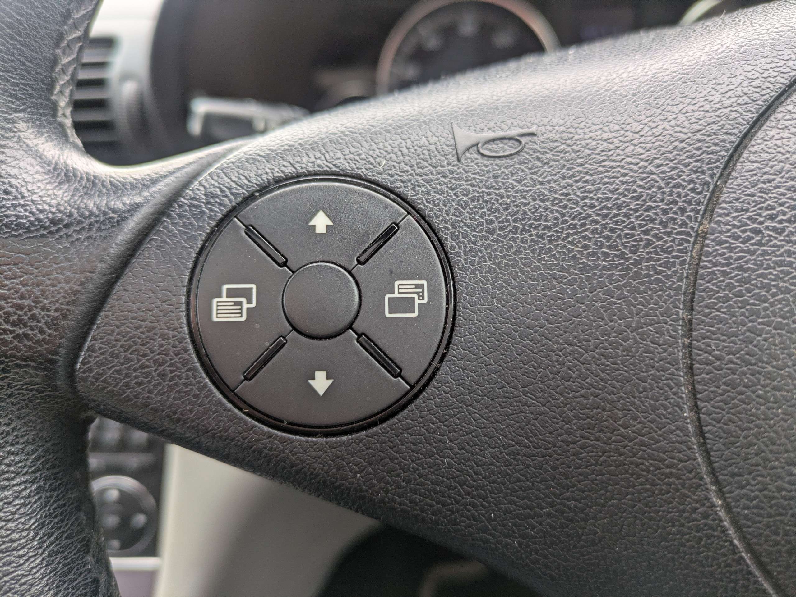 2009 MERCEDES-BENZ CLC CLASS 2009 MERCEDES-BENZ CLC CLASS