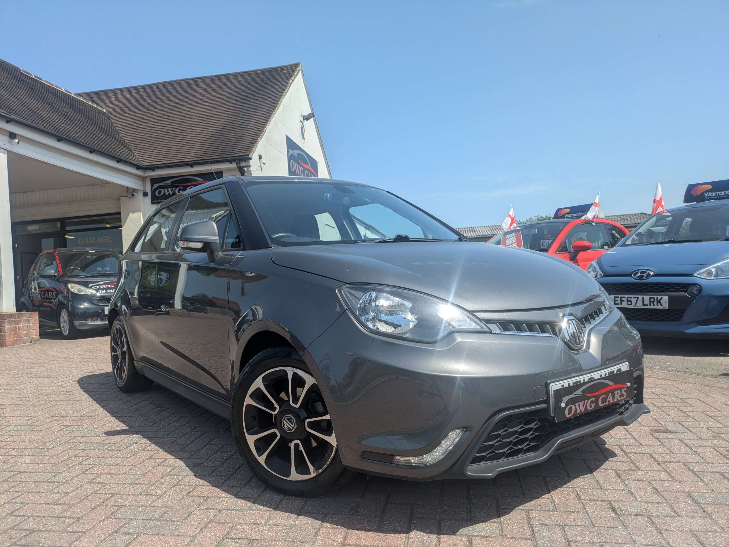 A 2016 MG MG3 1.5 VTi-TECH 3Style Hatchback 5dr Petrol Manual Euro 6 (s/s) (106 ps) A 2016 MG MG3 1.5 VTi-TECH 3Style Hatchback 5dr Petrol Manual Euro 6 (s/s) (106 ps)