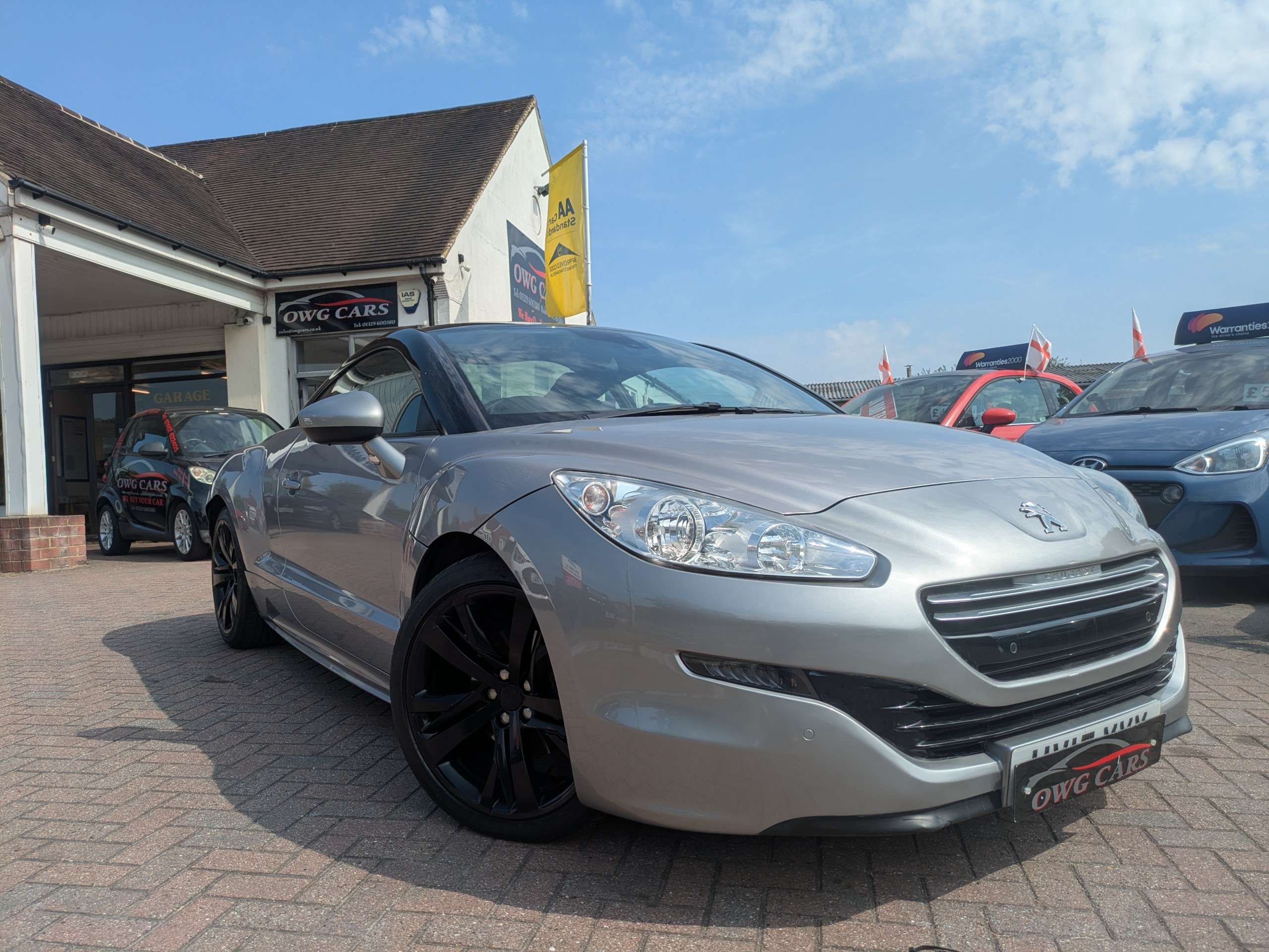 A 2015 PEUGEOT RCZ 1.6 THP GT Coupe 2dr Petrol Manual Euro 5 (156 ps) A 2015 PEUGEOT RCZ 1.6 THP GT Coupe 2dr Petrol Manual Euro 5 (156 ps)