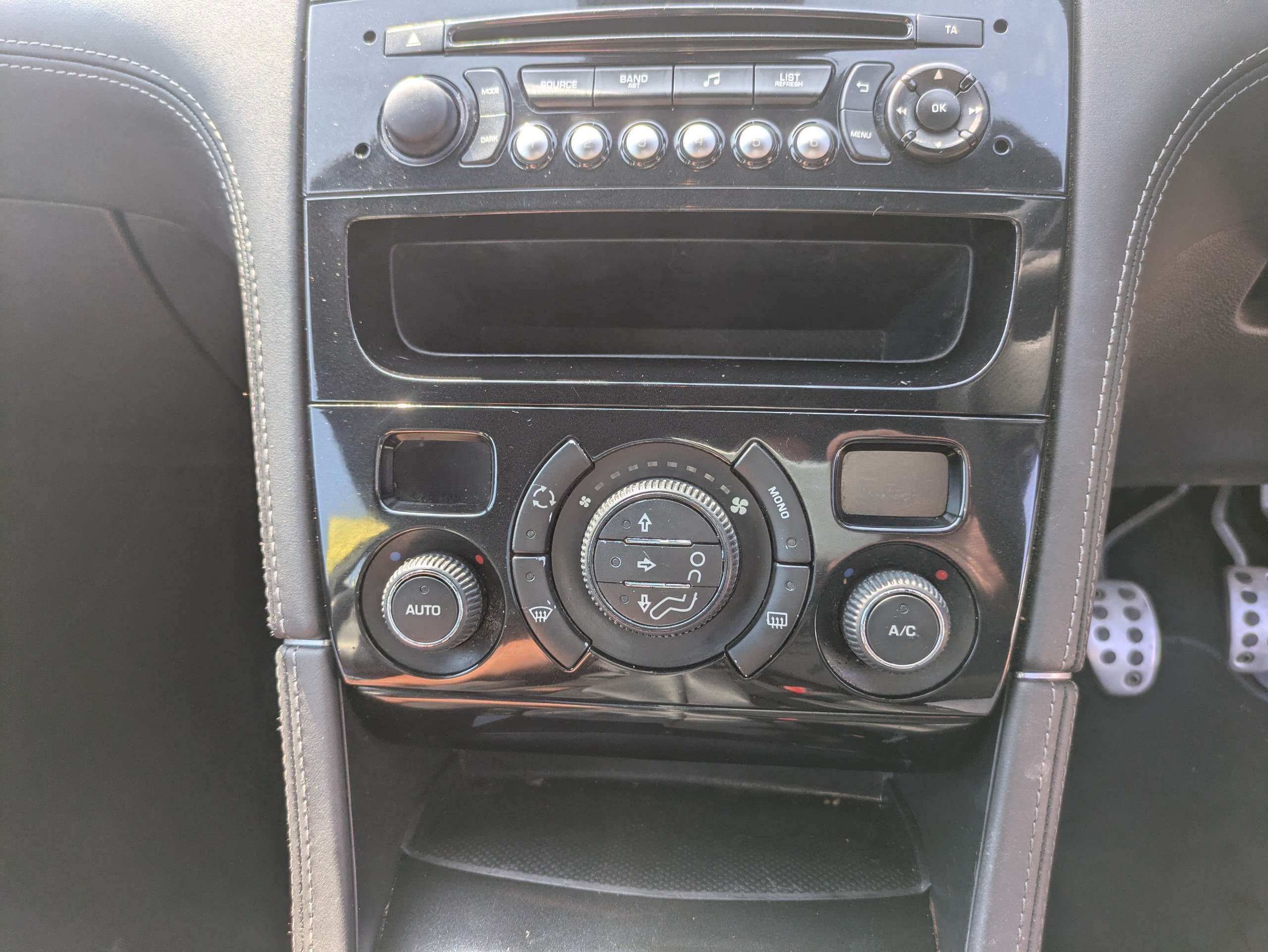 2015 PEUGEOT RCZ 2015 PEUGEOT RCZ