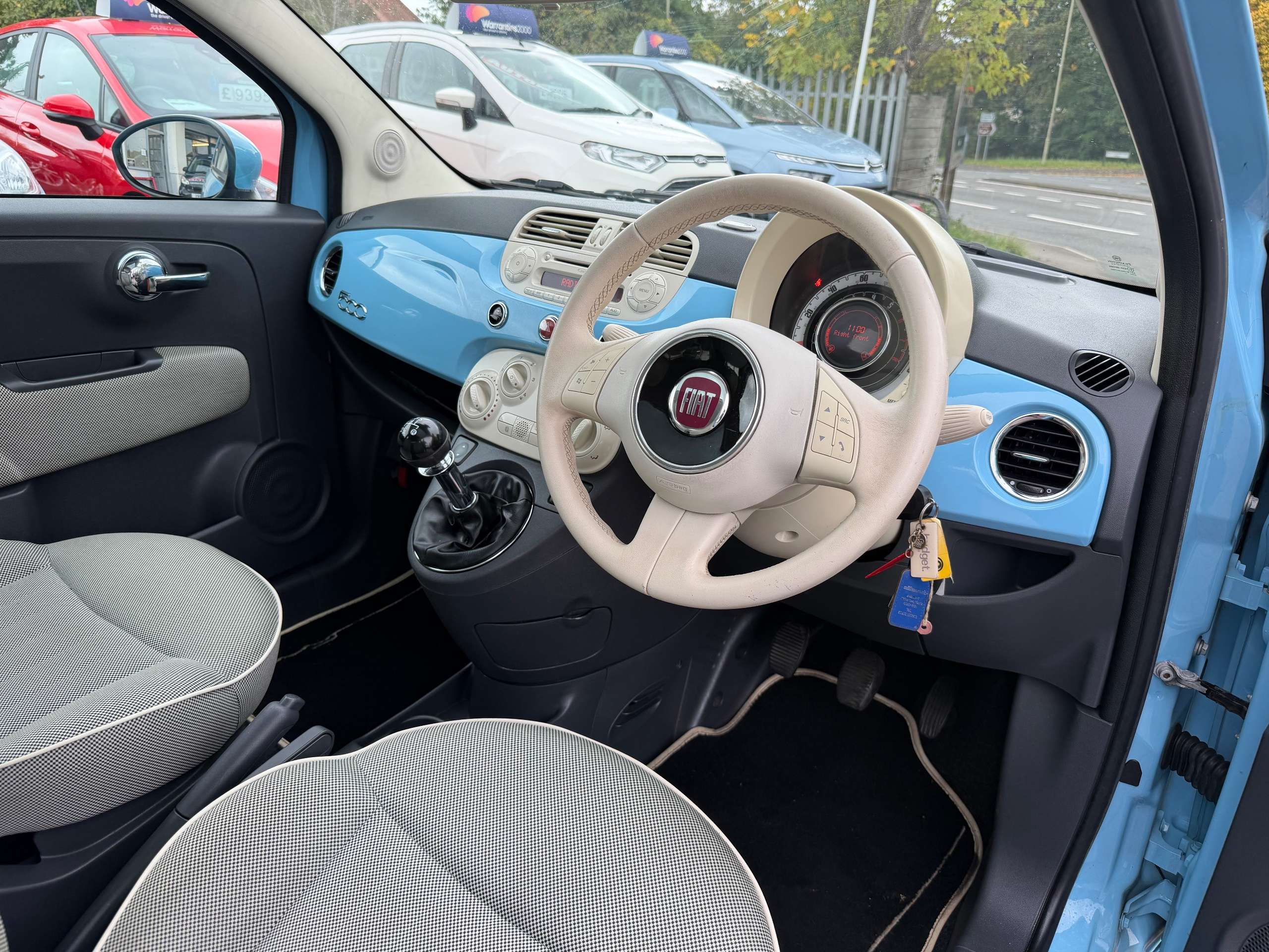 2012 FIAT 500 2012 FIAT 500