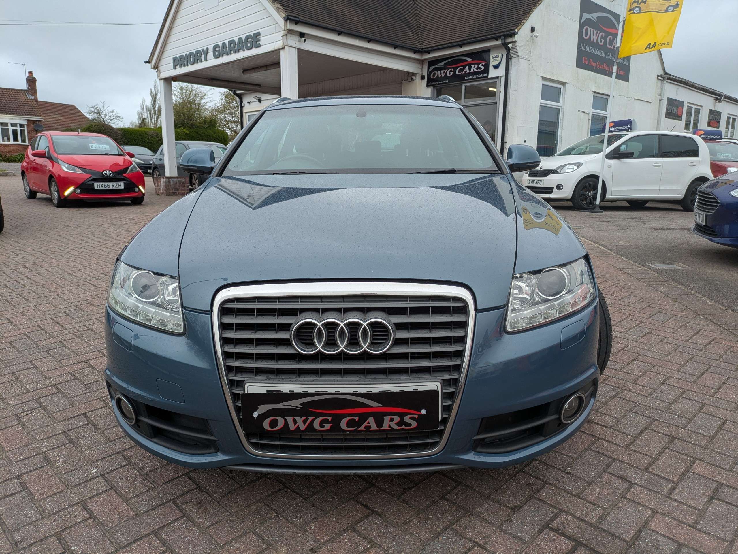 A 2011 AUDI A6 AVANT 2.0 TDI S line Special Edition Estate 5dr Diesel Manual Euro 5 (170 ps) A 2011 AUDI A6 AVANT 2.0 TDI S line Special Edition Estate 5dr Diesel Manual Euro 5 (170 ps)