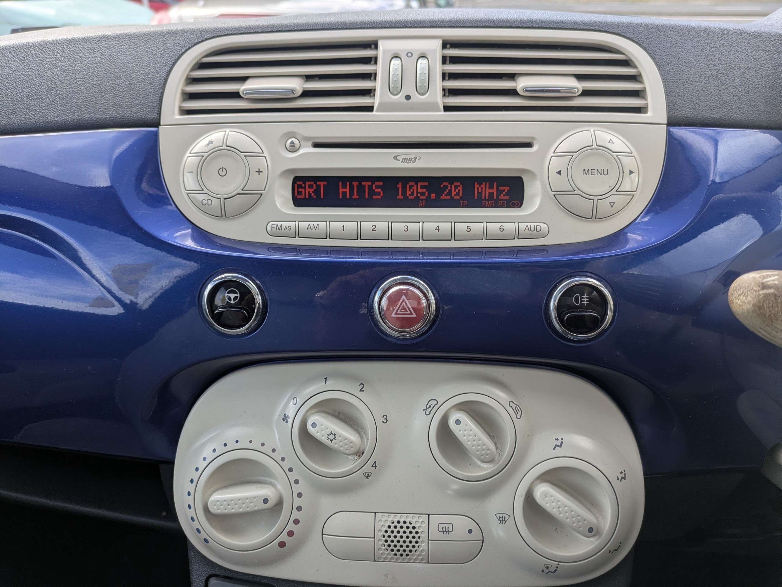 2010 FIAT 500 2010 FIAT 500