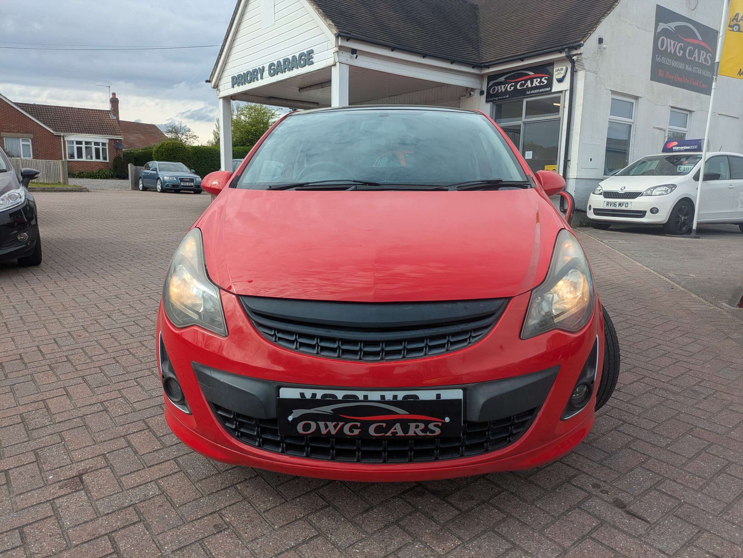 A 2011 VAUXHALL CORSA 1.2i 16v Limited Edition Hatchback 3dr Petrol Manual (a/c) (124 g/km, 84 bhp) A 2011 VAUXHALL CORSA 1.2i 16v Limited Edition Hatchback 3dr Petrol Manual (a/c) (124 g/km, 84 bhp)
