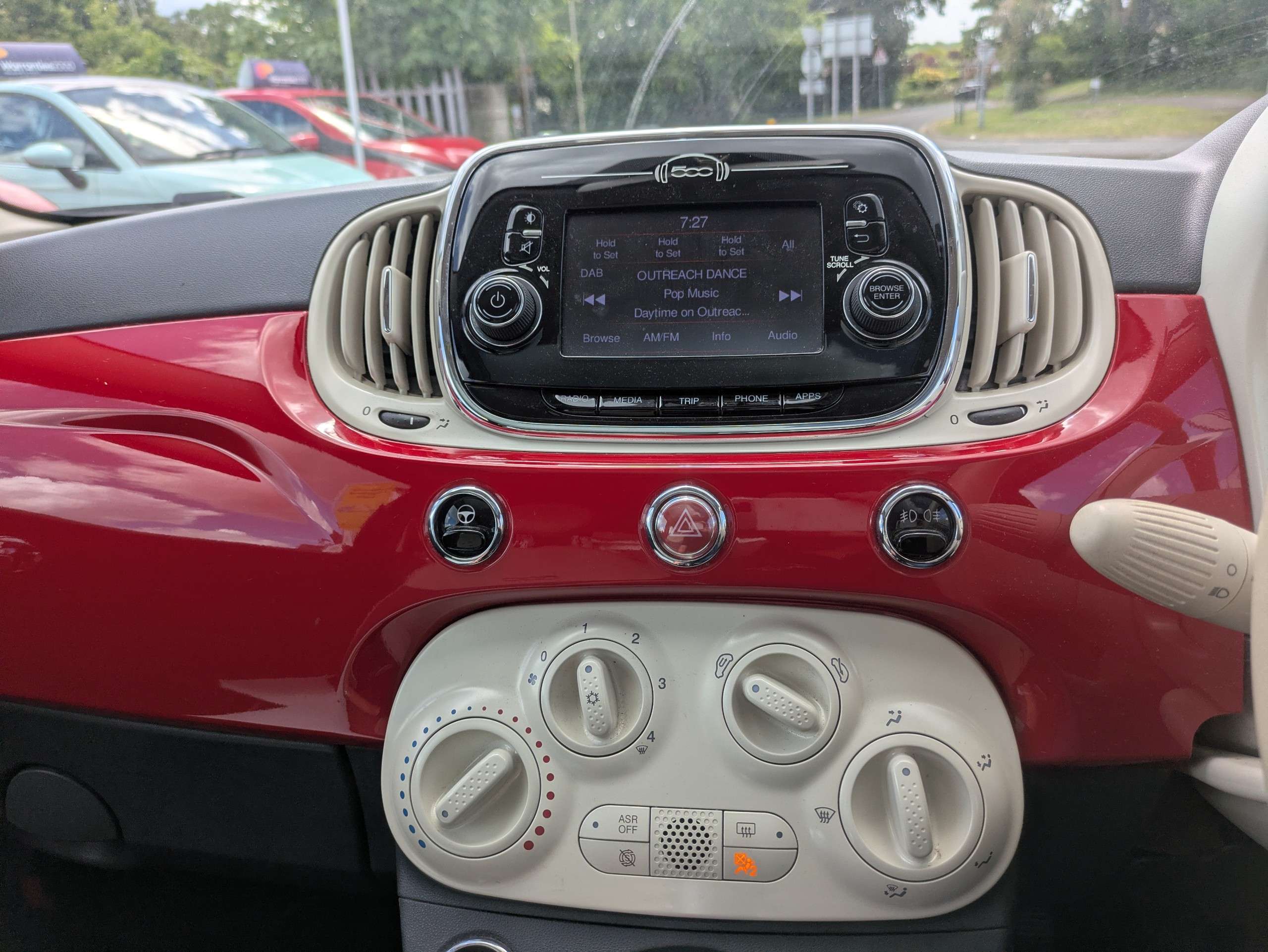 2016 FIAT 500 2016 FIAT 500